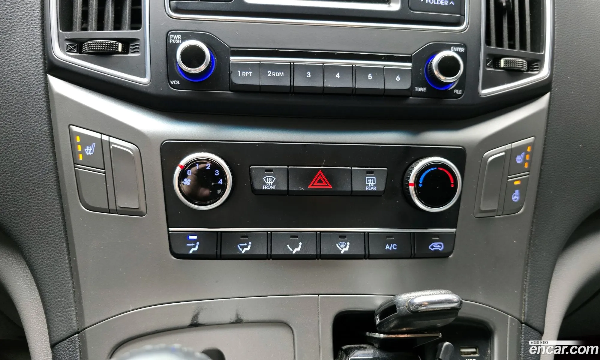 Hyundai Grand Starex 2017 — 7
