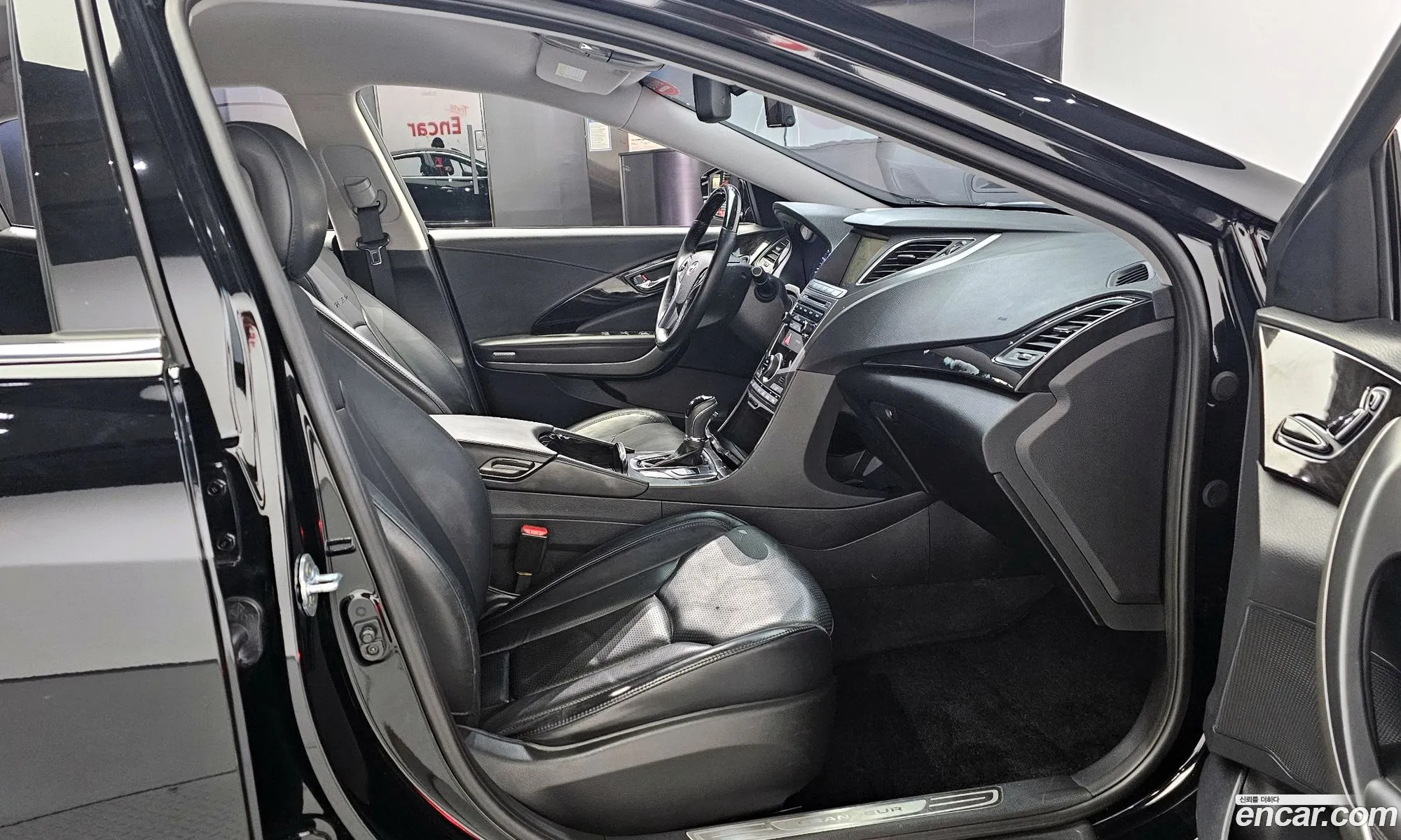 Hyundai Grandeur HG 2016 — 10