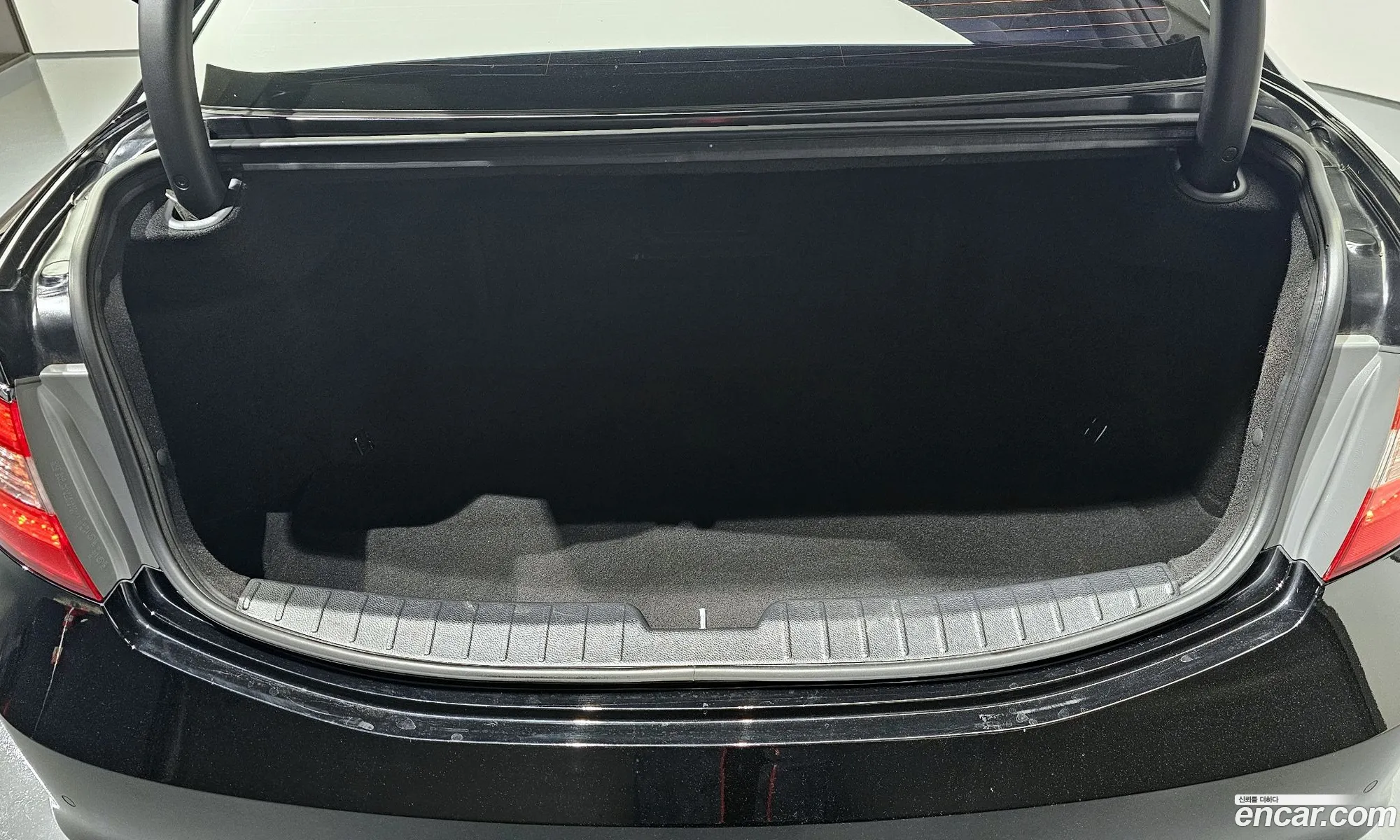 Hyundai Grandeur HG 2016 — 4