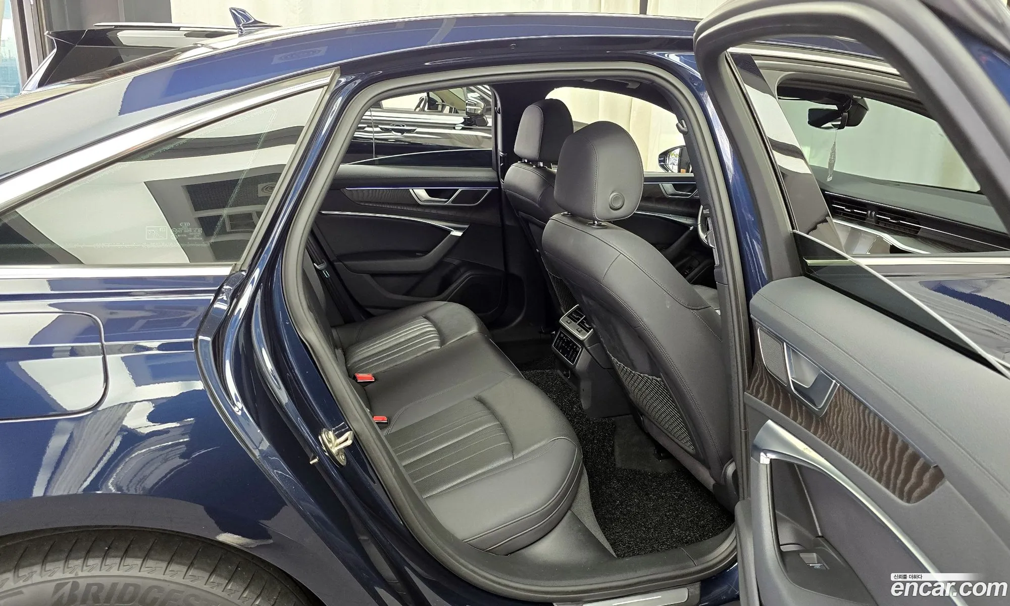 Audi A6 2020 WAUZZZF25LN069569 — 7