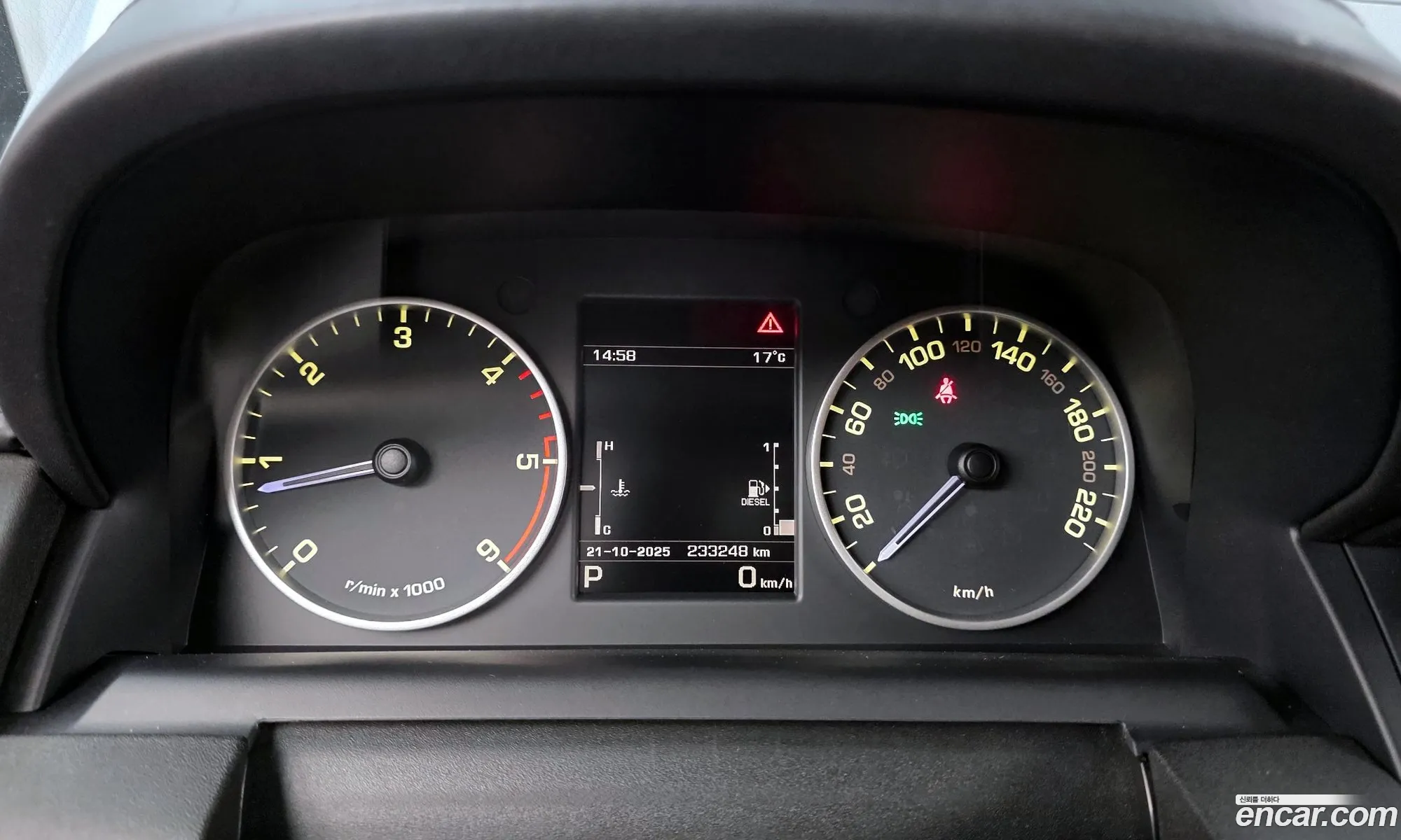 Land Rover Discovery 4 2016 SALLAAAG6GA843330 — 9