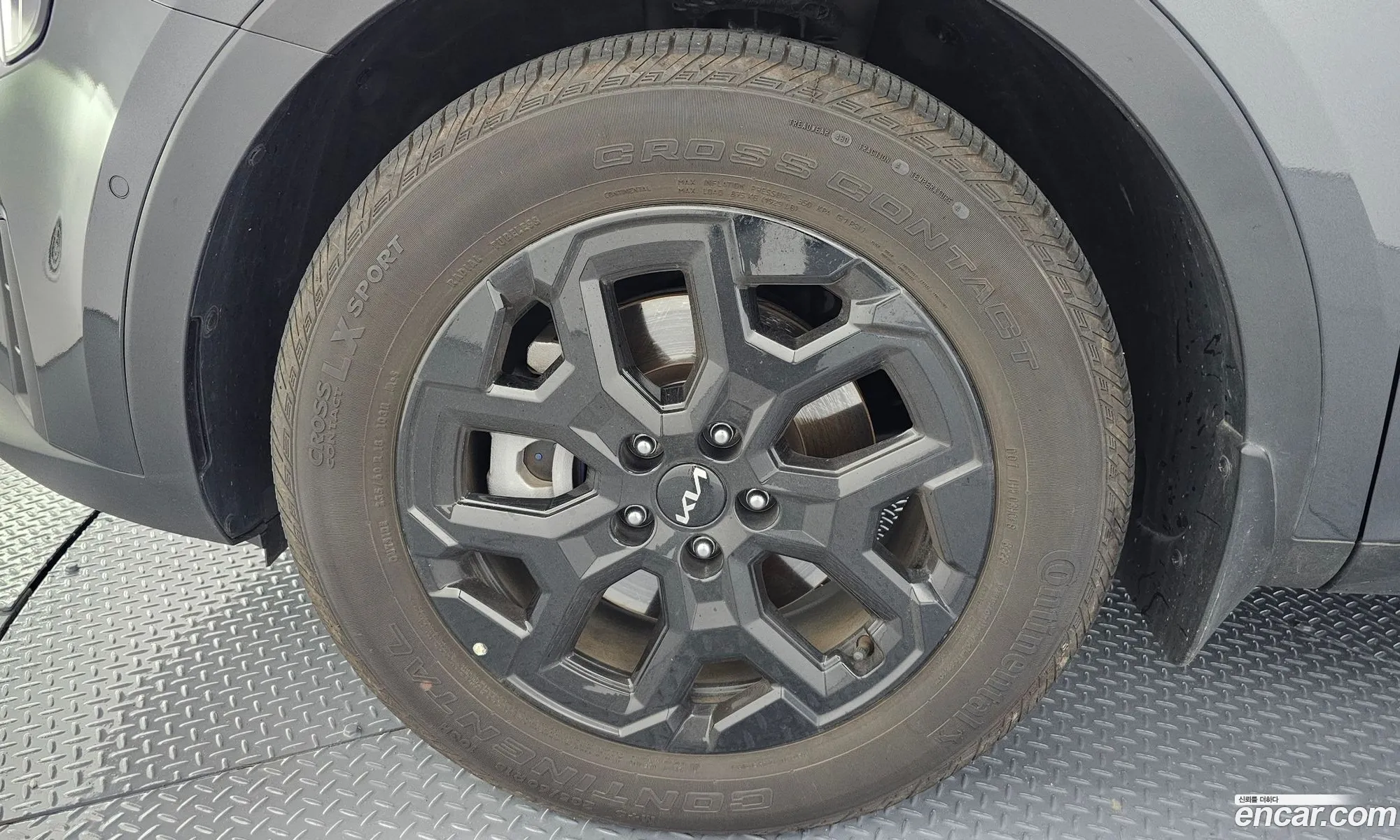 Kia Sorento 2023 — 16