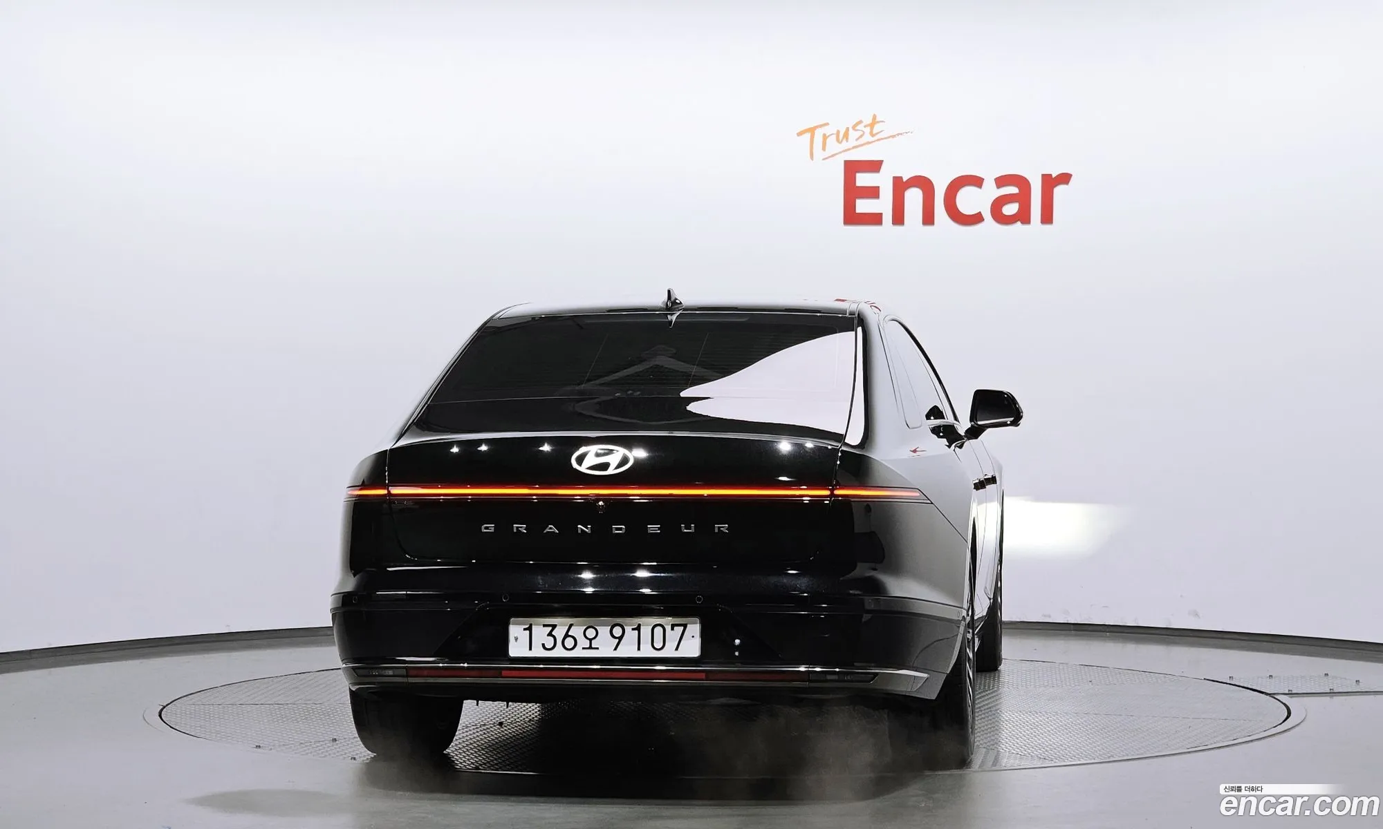 Hyundai Grandeur Hybrid 2023 — 18
