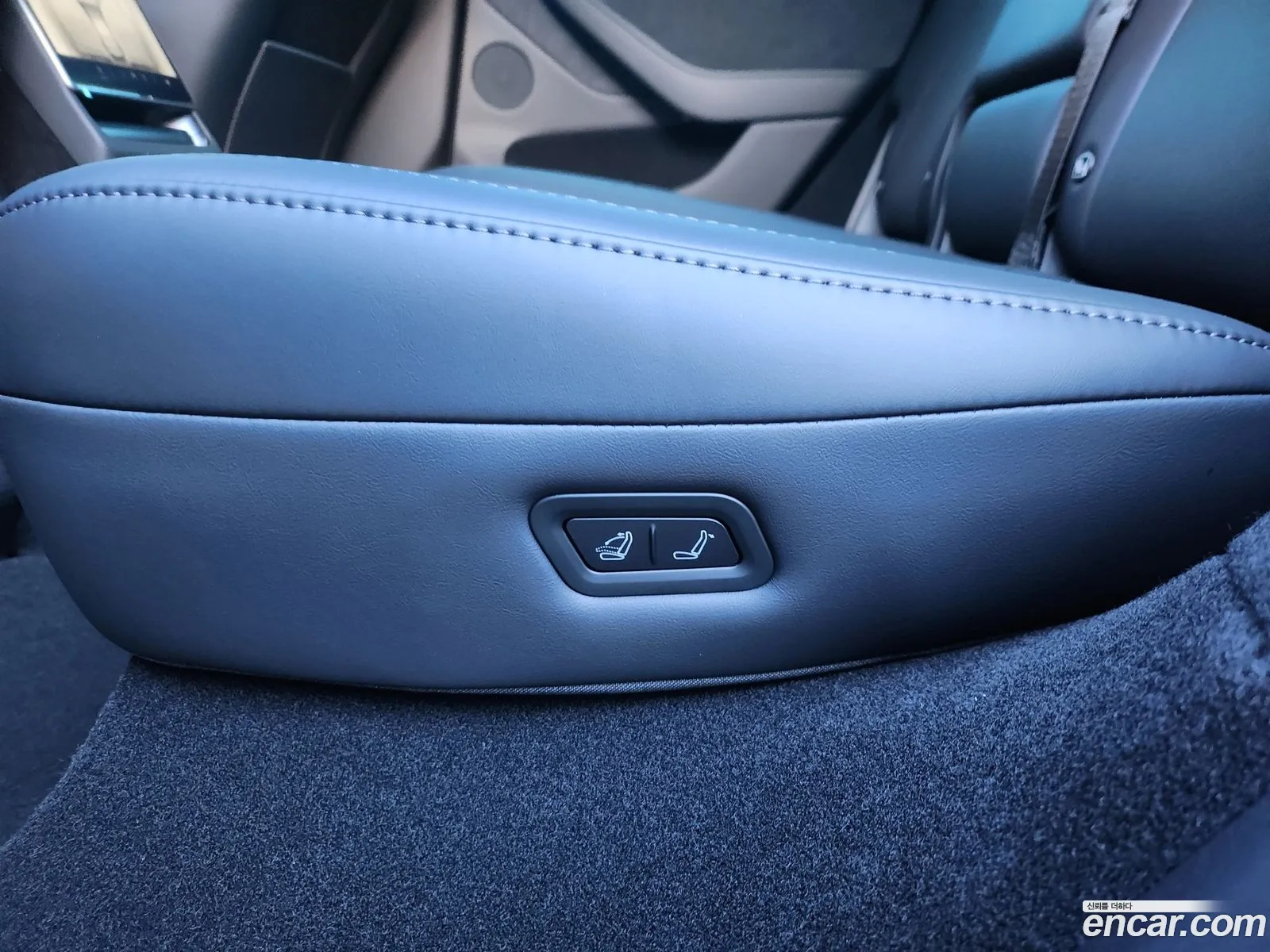 Tesla Model Y 2025 — 20