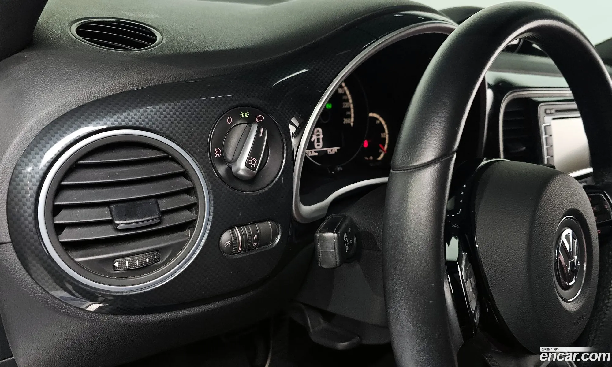 Volkswagen The Beetle 2013 — 18