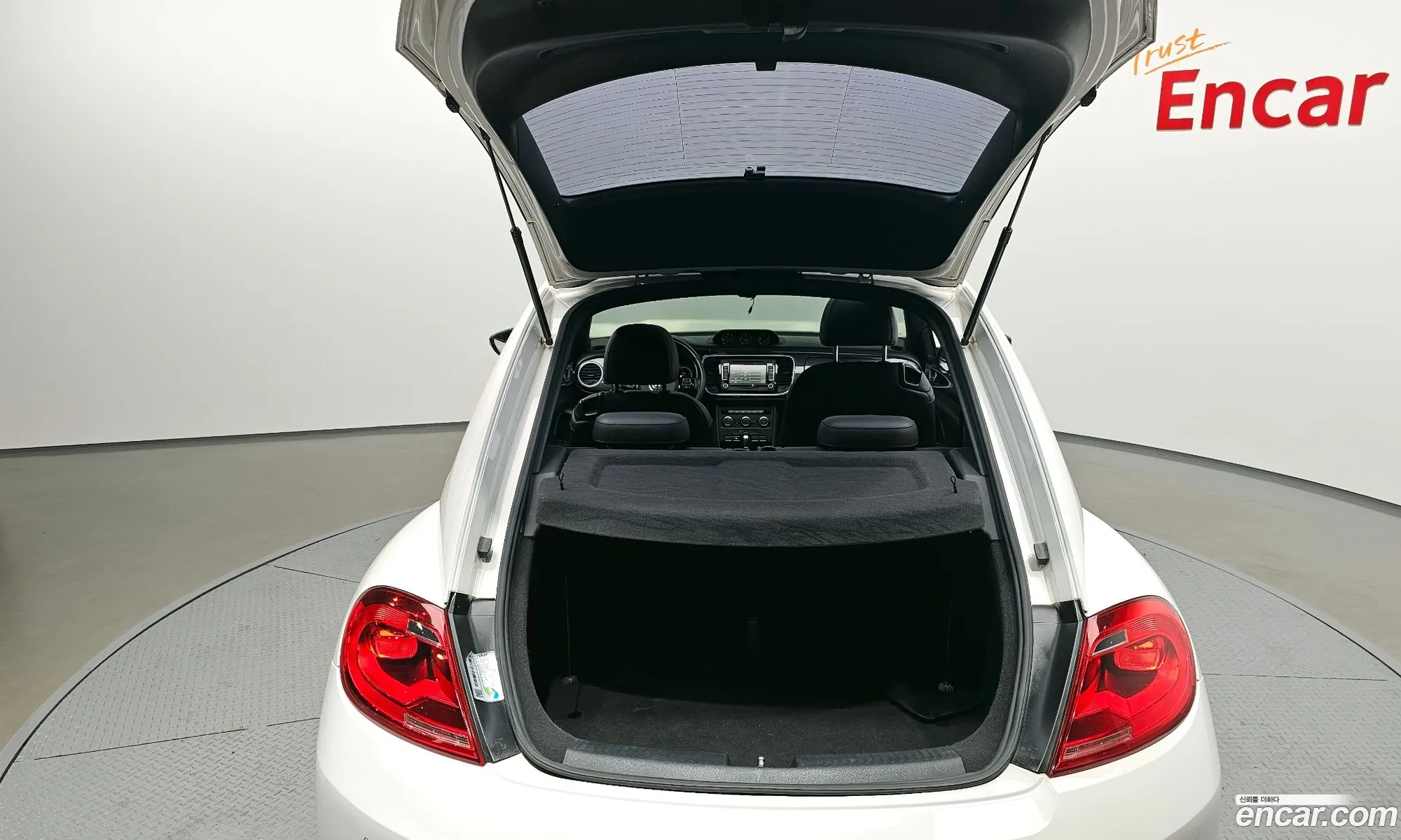Volkswagen The Beetle 2013 — 3
