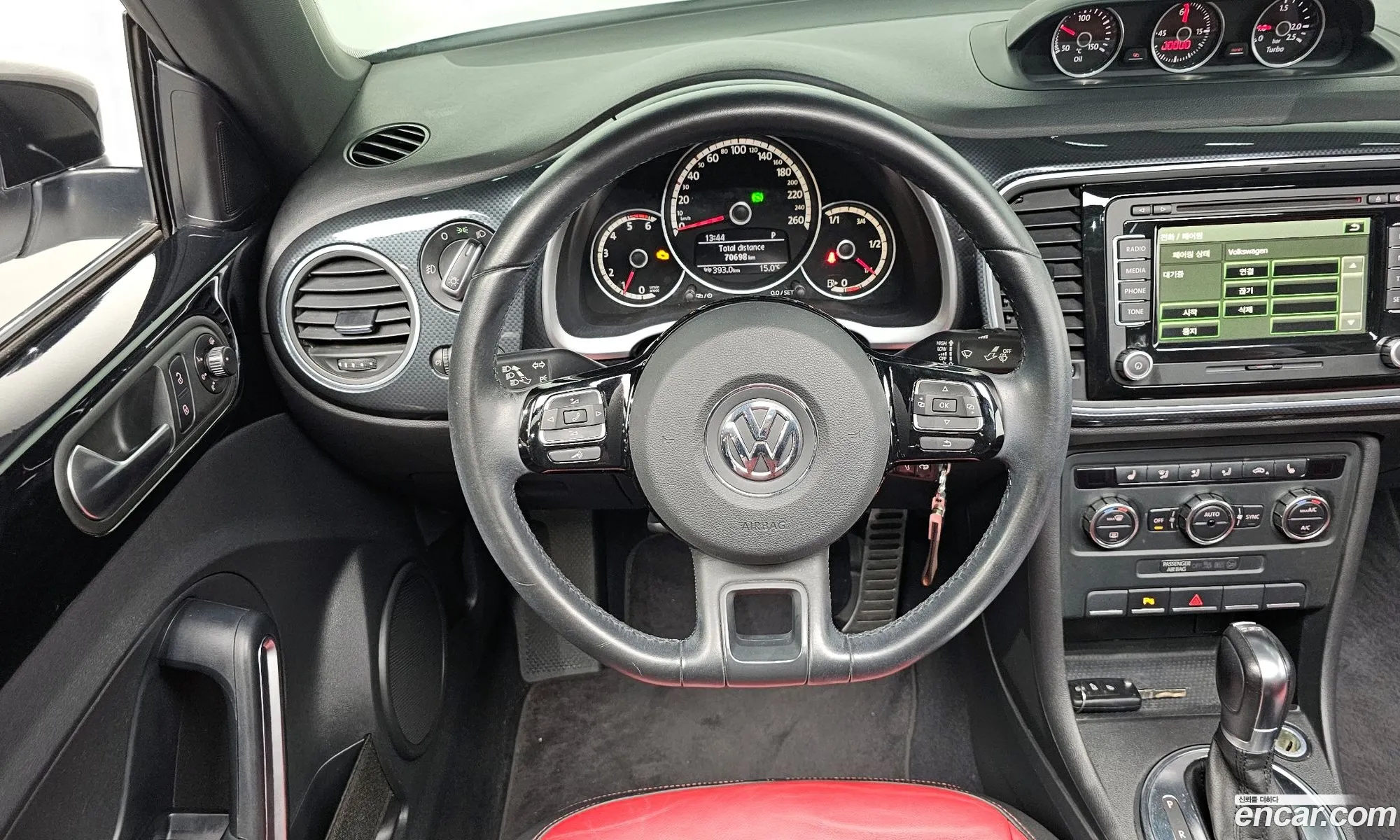 Volkswagen The Beetle 2013 — 17