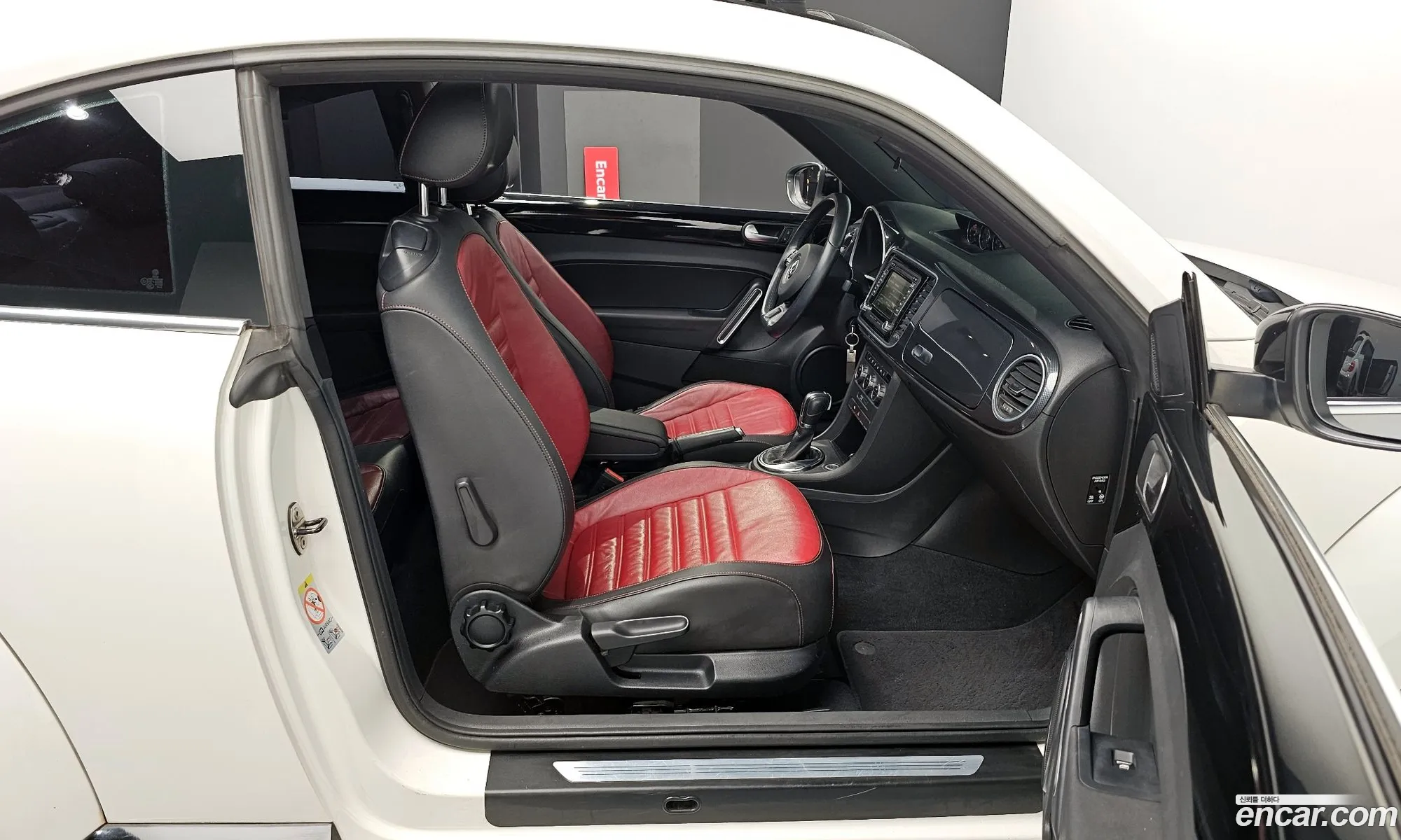 Volkswagen The Beetle 2013 — 2