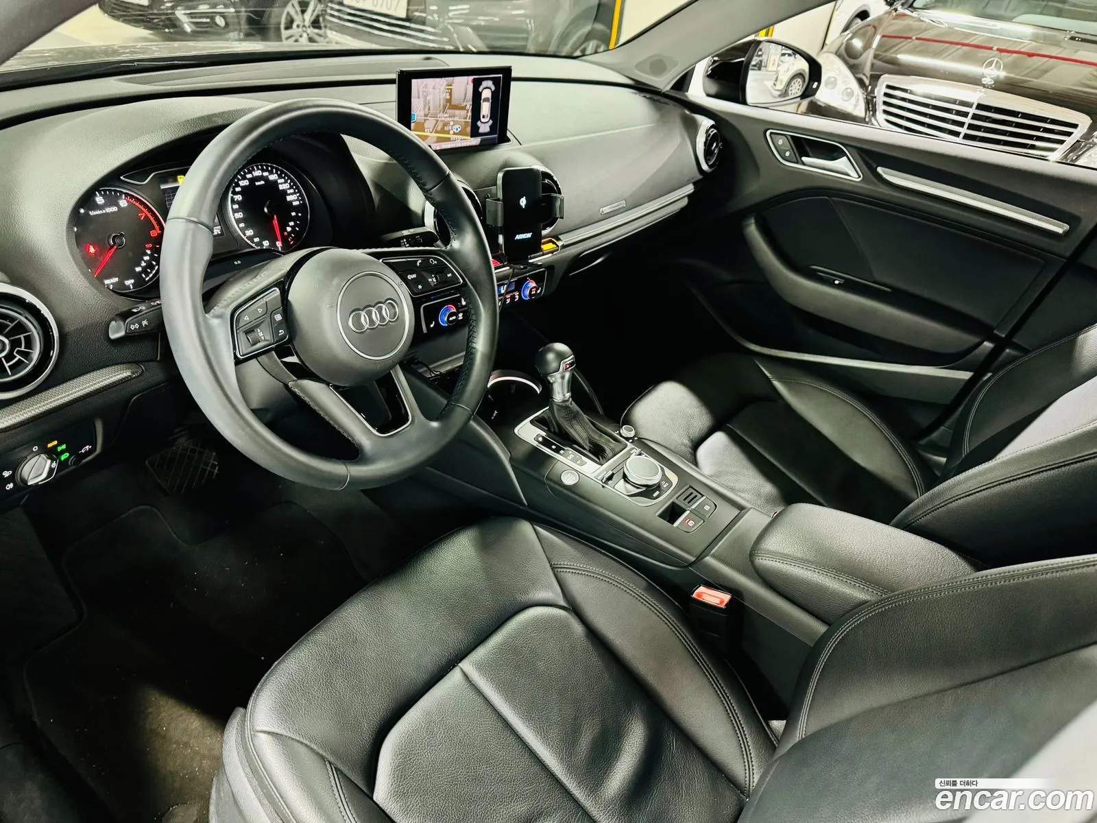 Audi A3 2018 — 17