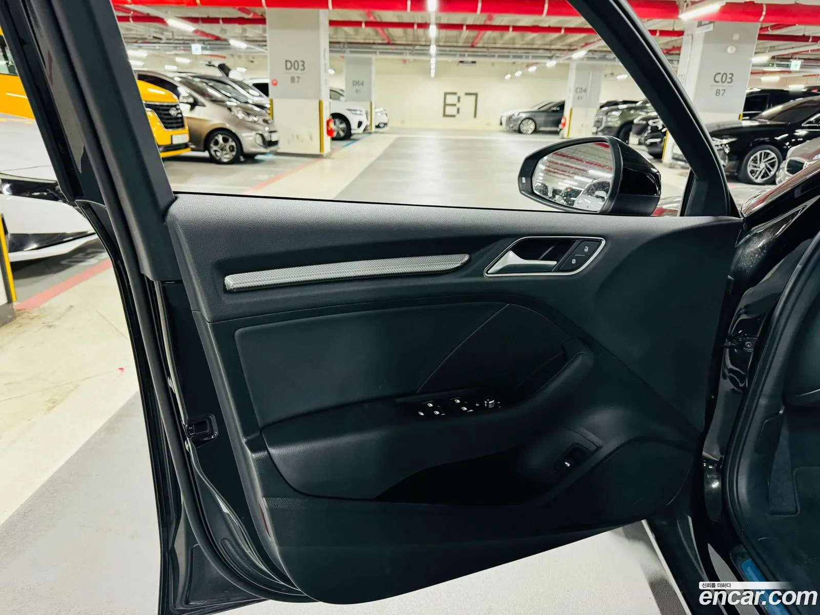 Audi A3 2018 — 12