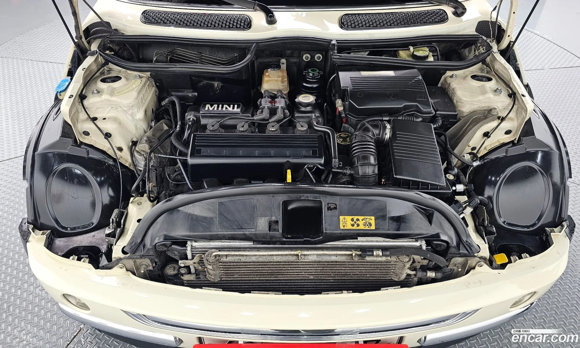 Mini Cooper 2004 WMWRC33474TJ63213 — 14
