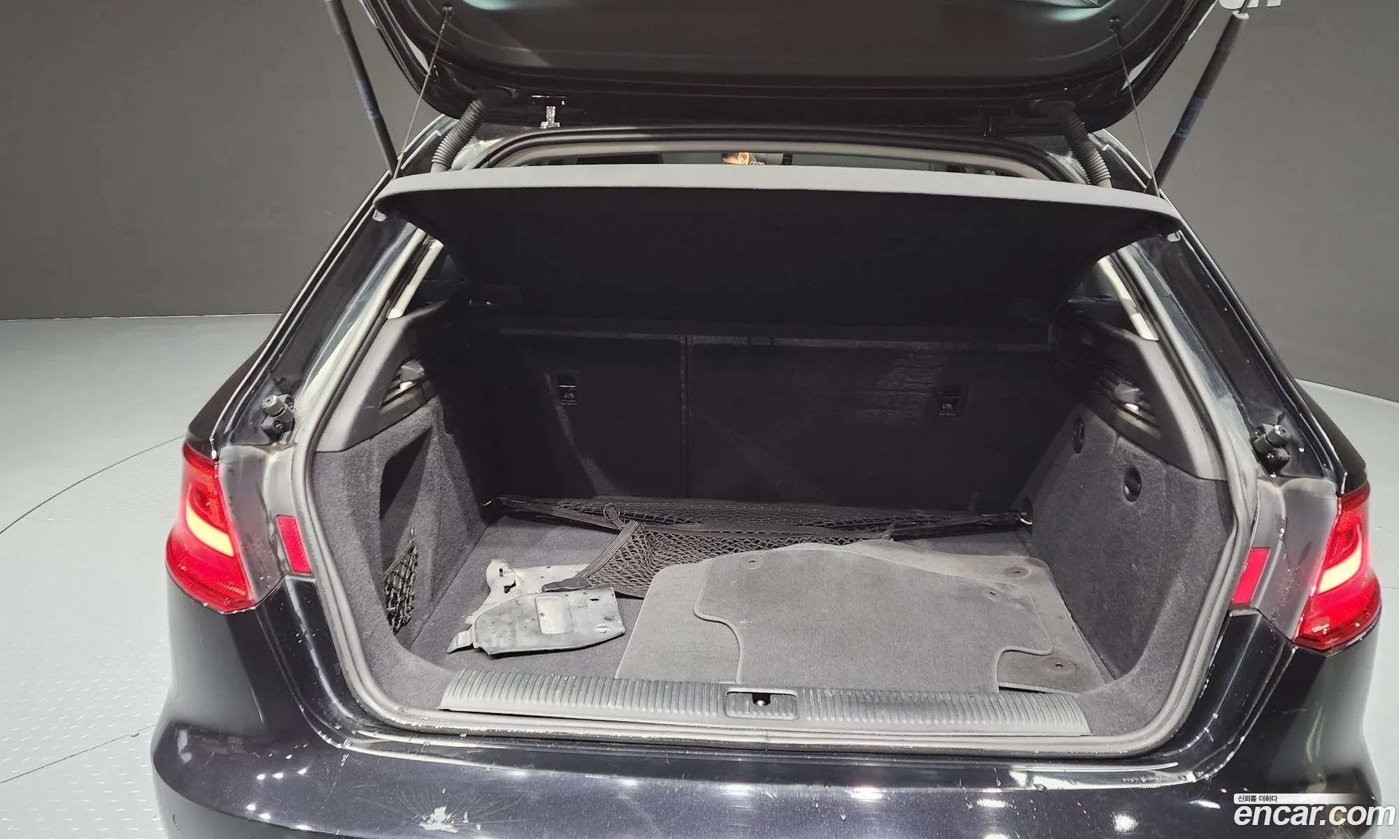 Audi A3 2015 WAUZZZ8V0GA023667 — 16