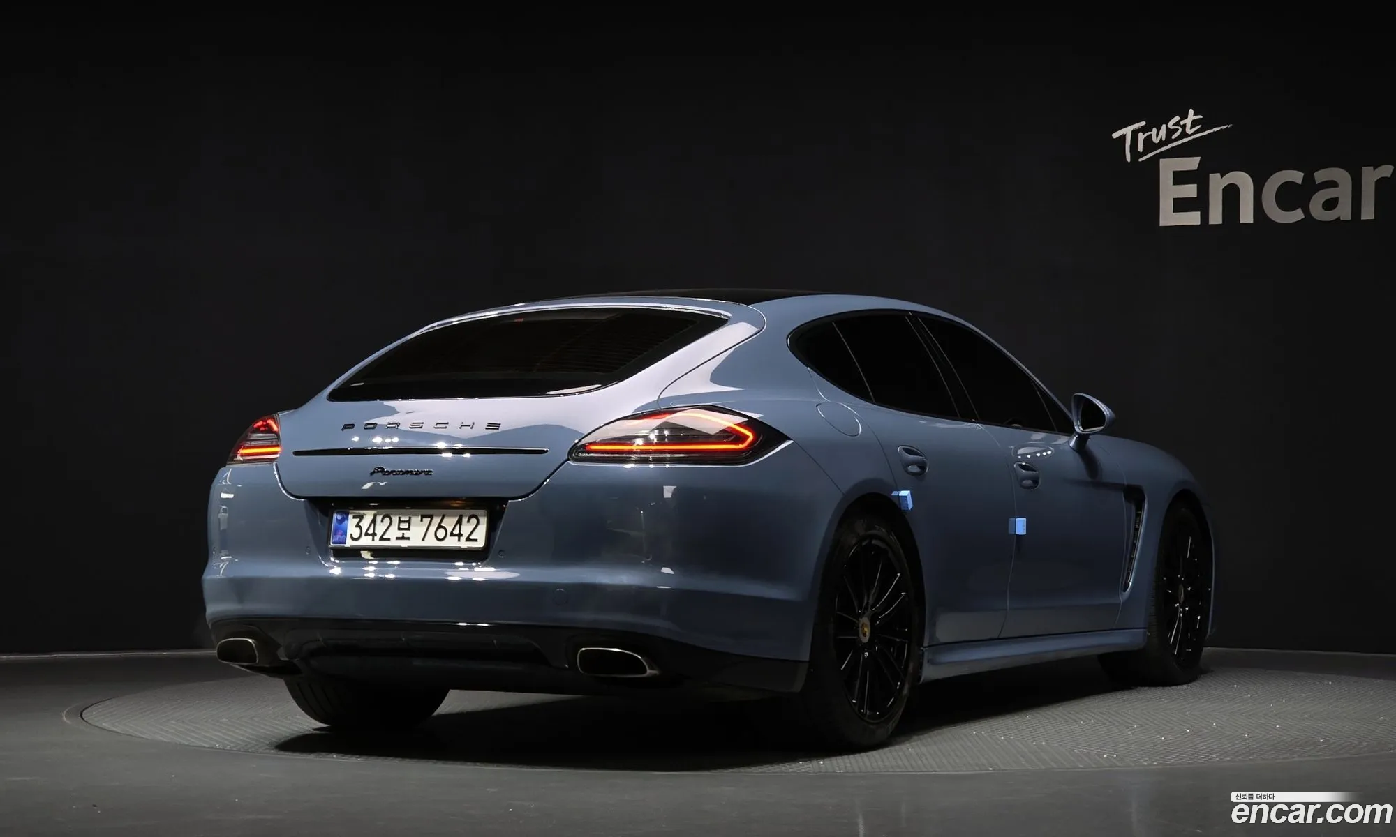 Porsche Panamera 2011 WP0AA2976BL017545 — 2
