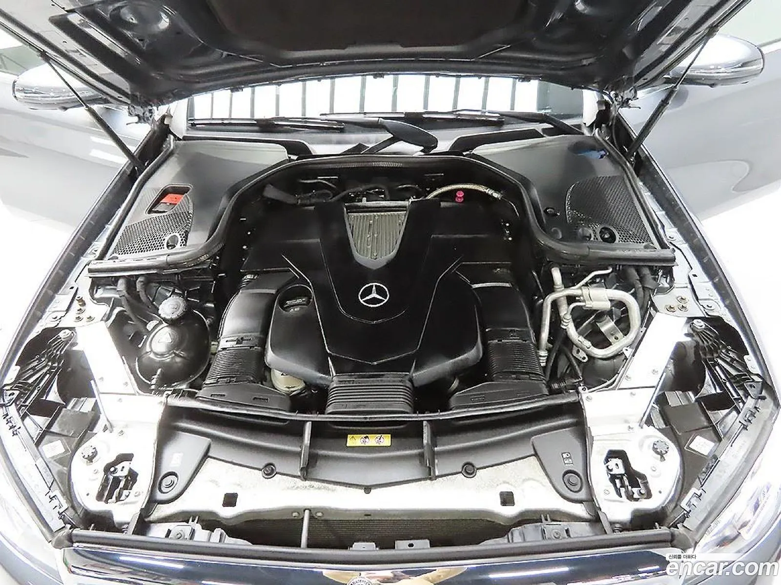 Mercedes-Benz E-Class W213 2020 — 15