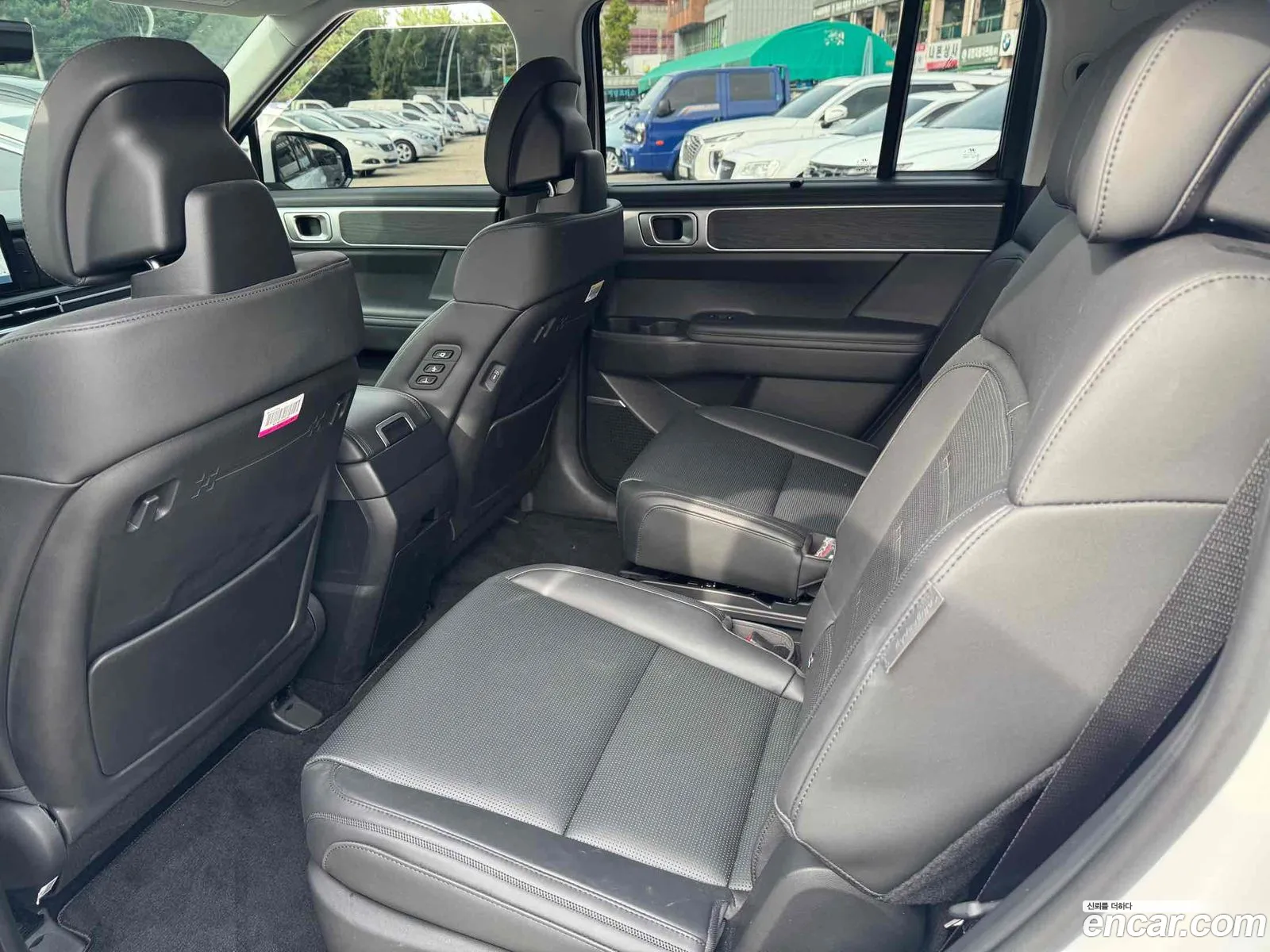 Hyundai Santa Fe 2023 — 17