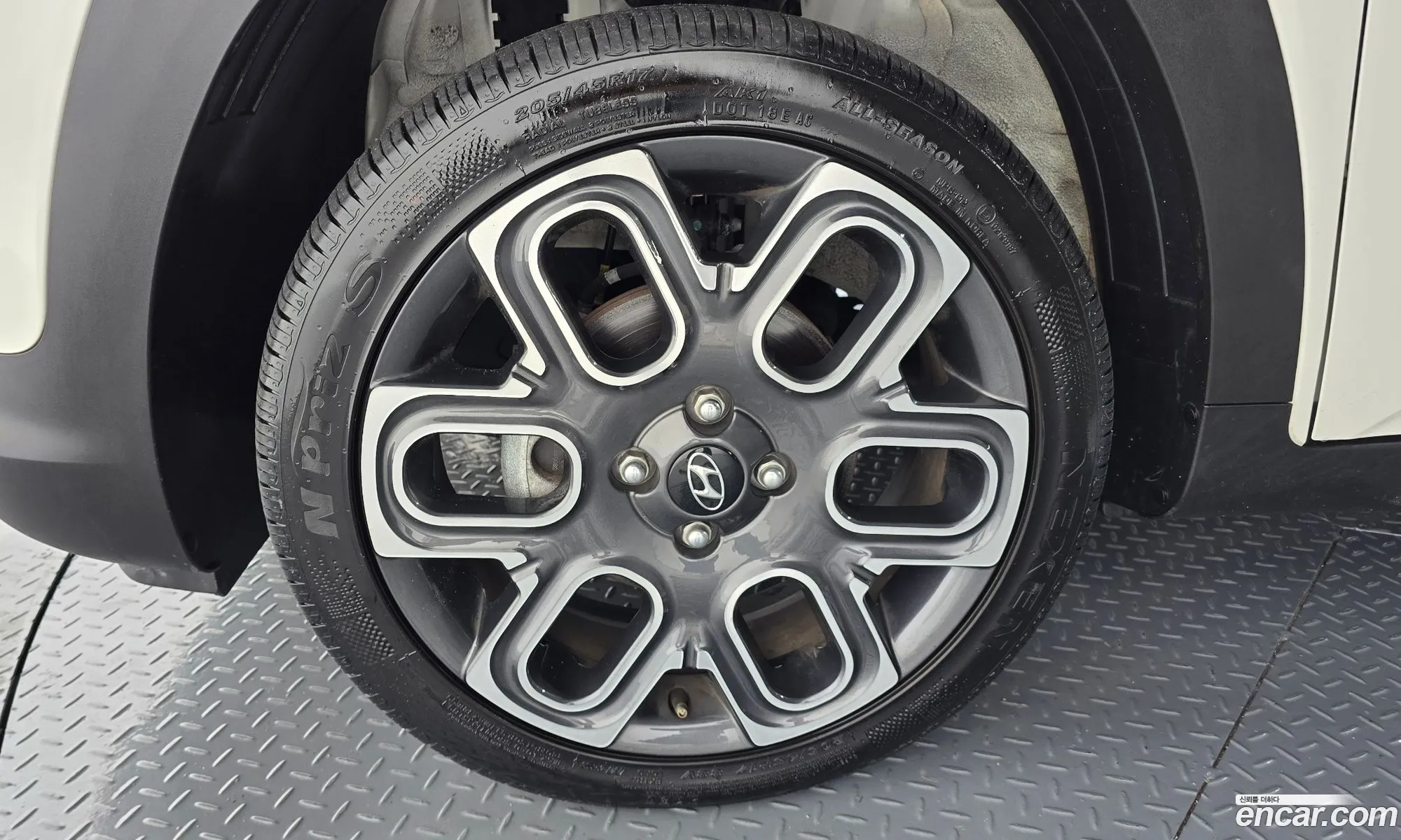 Hyundai Casper 2023 — 32