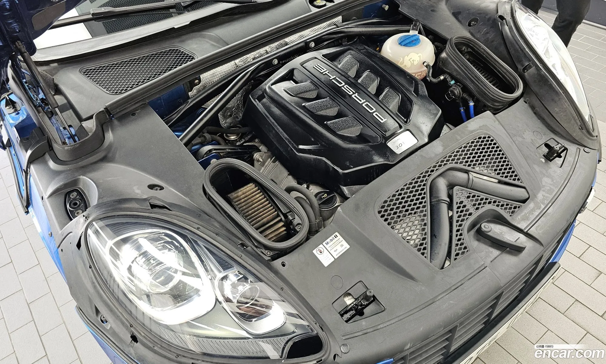 Porsche Macan 2015 WP1AB2956FLB63427 — 2