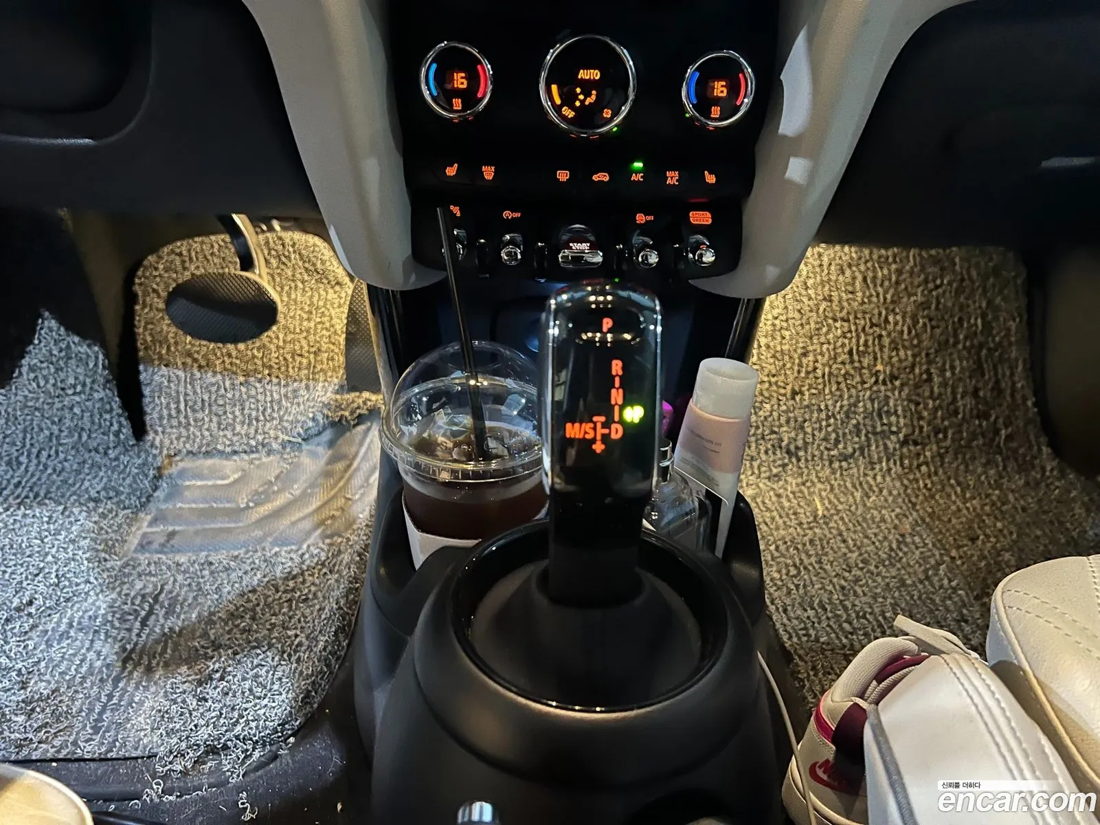 Mini Cooper S 2023 — 14