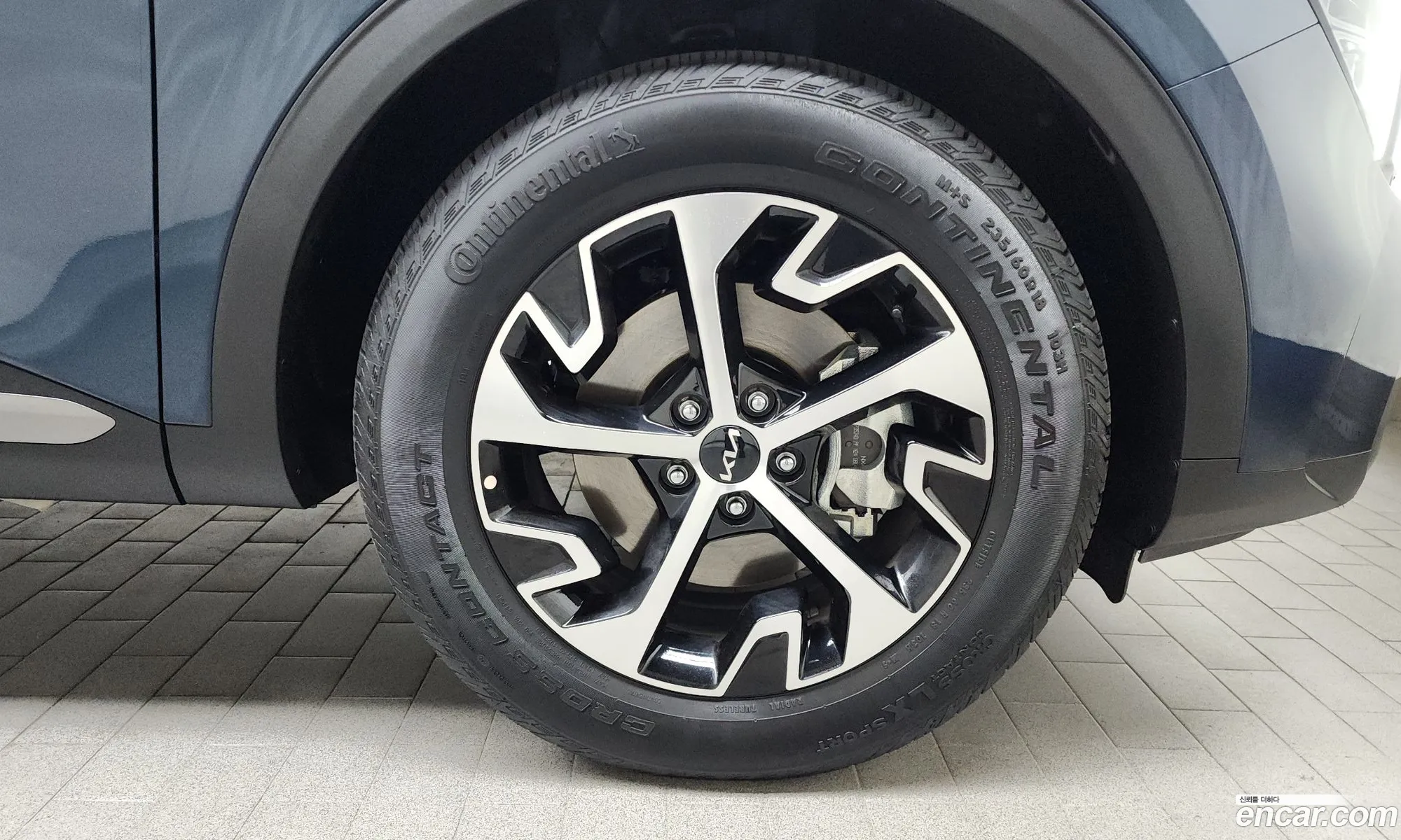 Kia Sportage Hybrid 2024 — 3