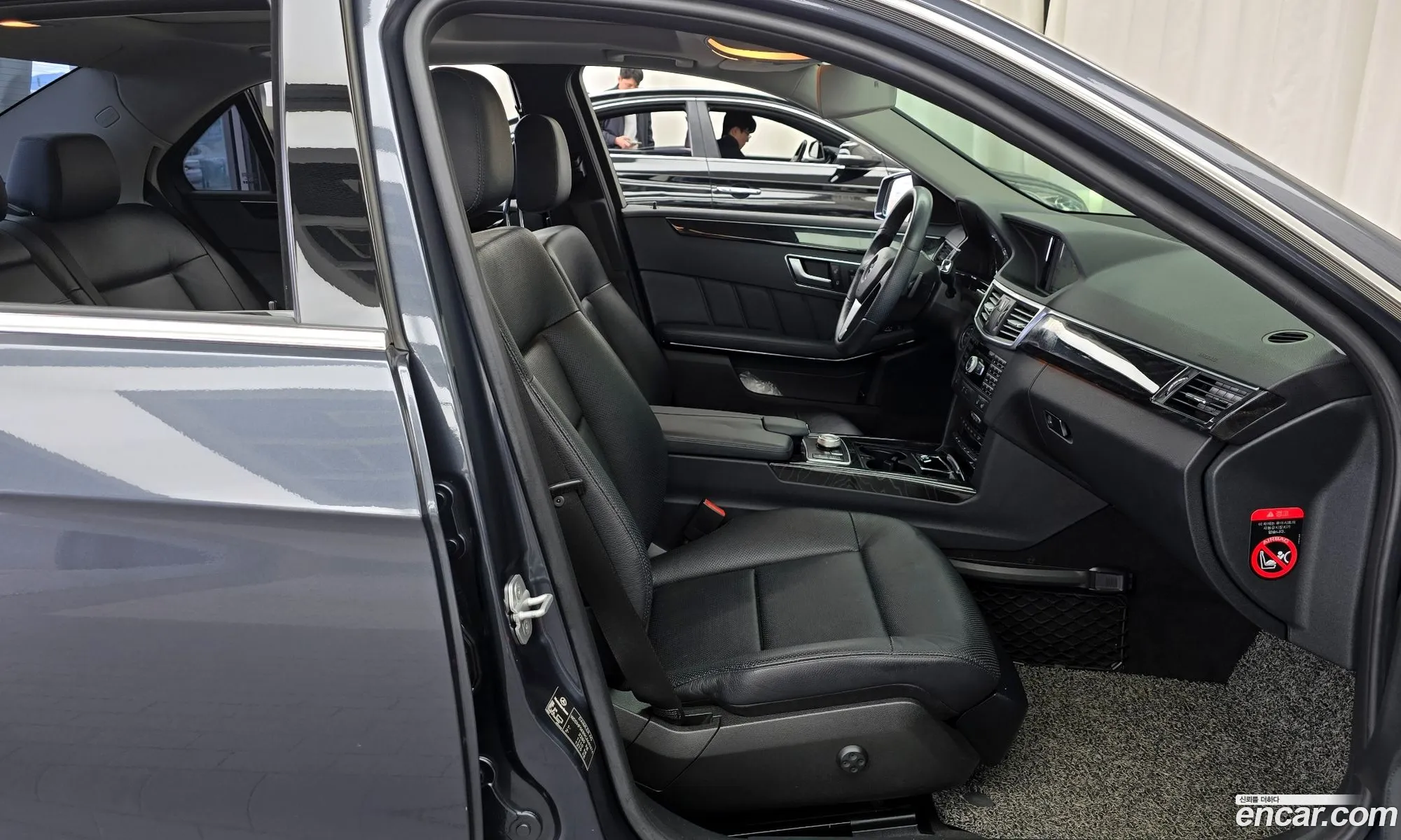 Mercedes-Benz E-Class W212 2012 WDDHF5KB9CA649474 — 3