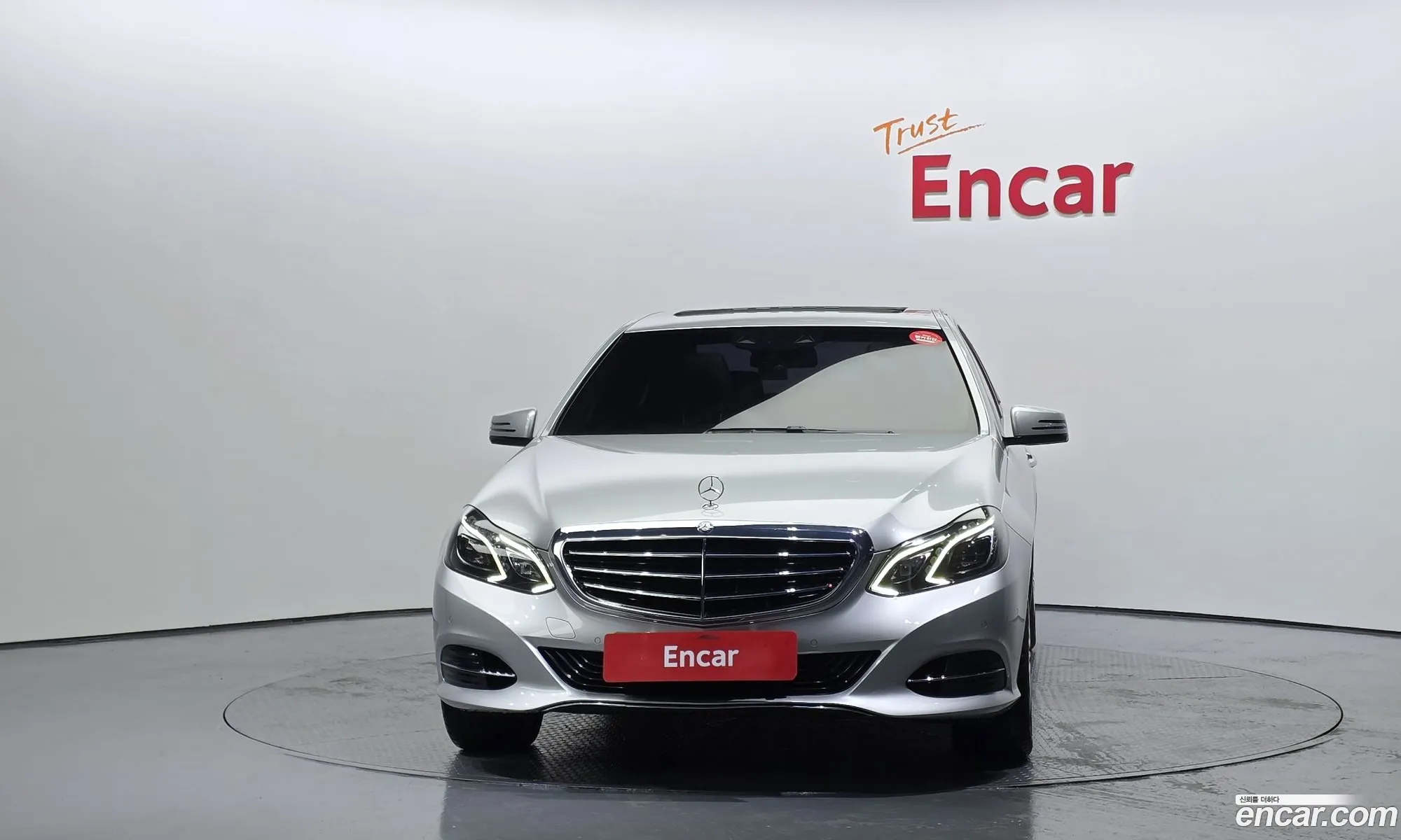 Mercedes-Benz E-Class W212 2014 WDDHF5FB9EB024631 — 6
