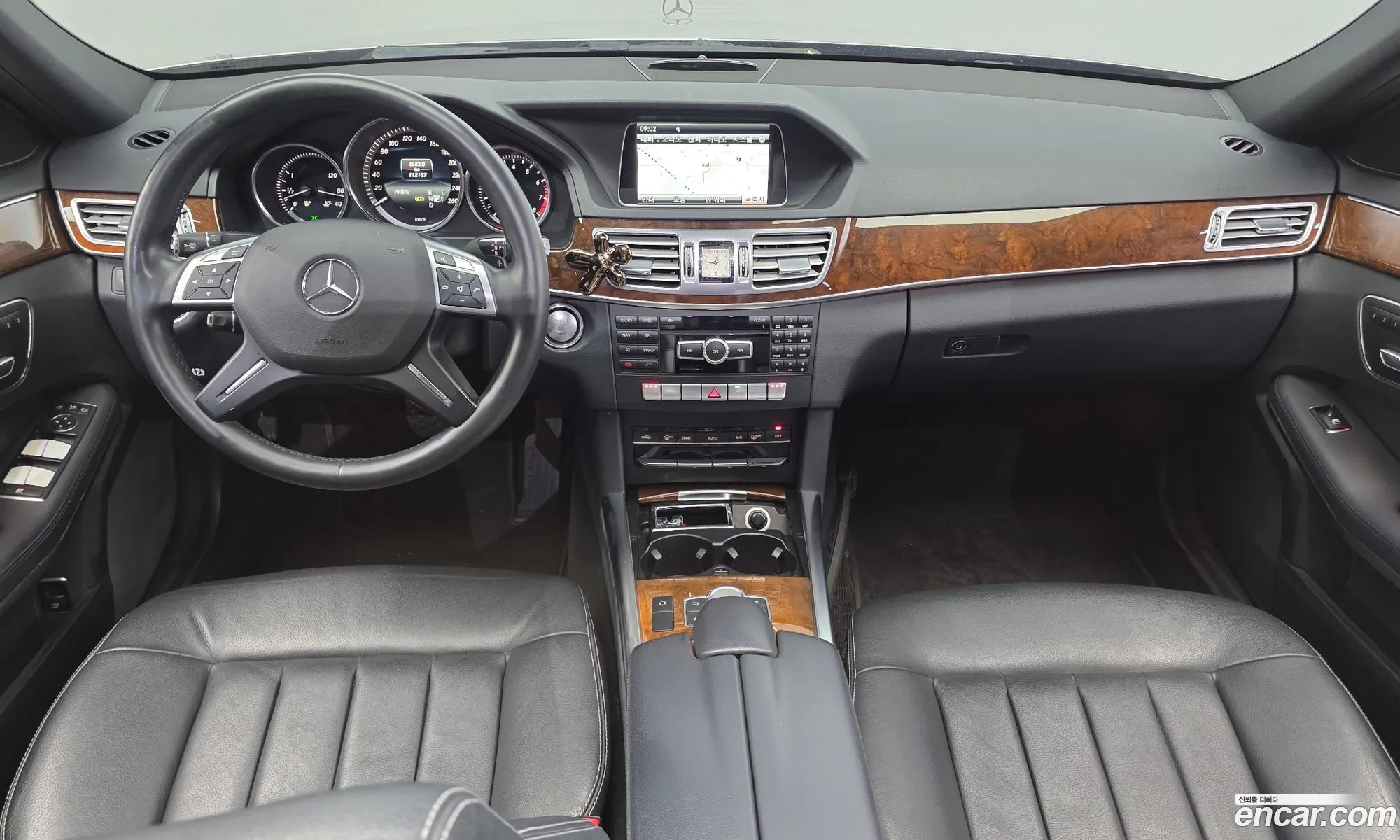 Mercedes-Benz E-Class W212 2014 WDDHF5FB9EB024631 — 12