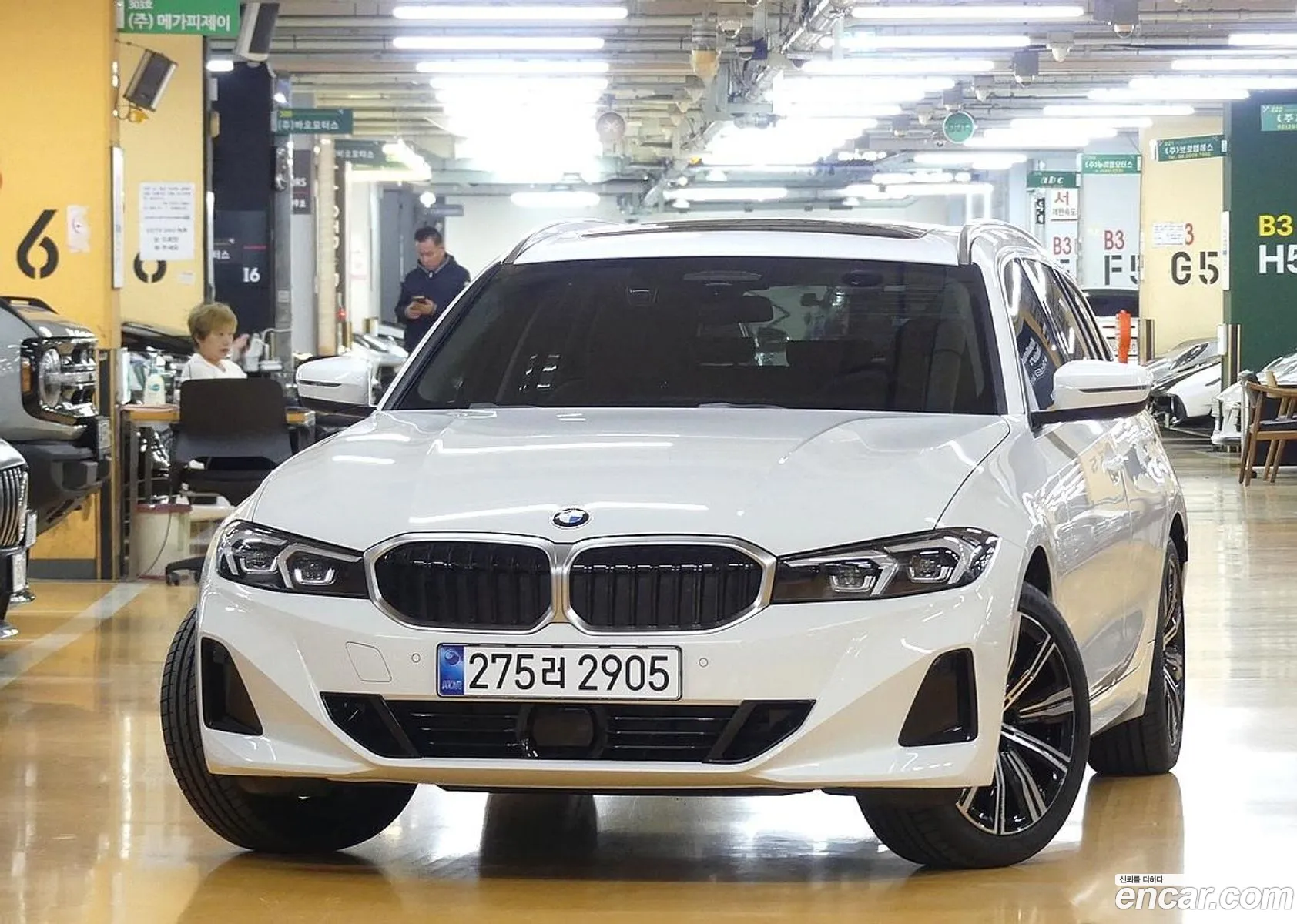 BMW 3 Series 2025 — 10
