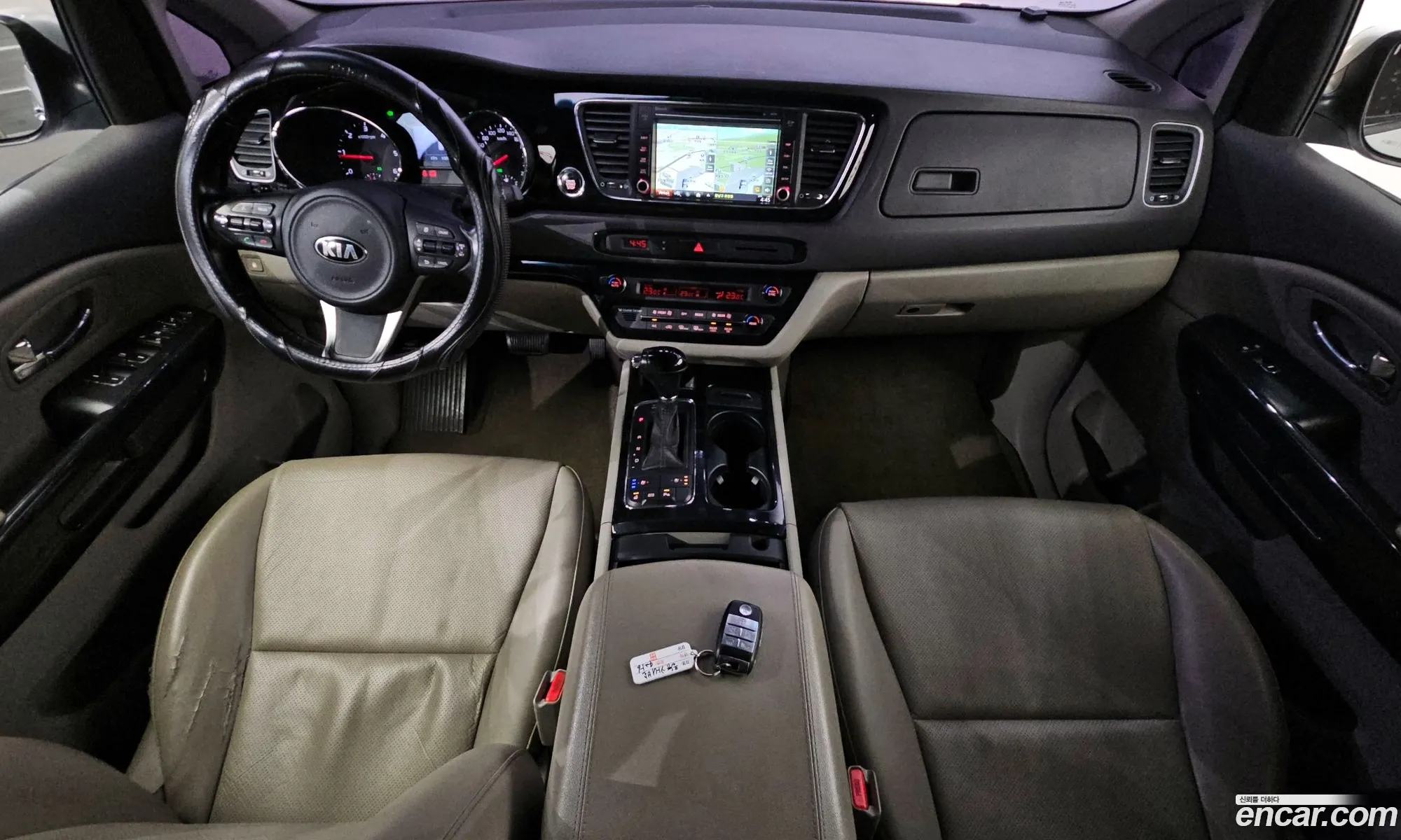 Kia Carnival 2015 — 20