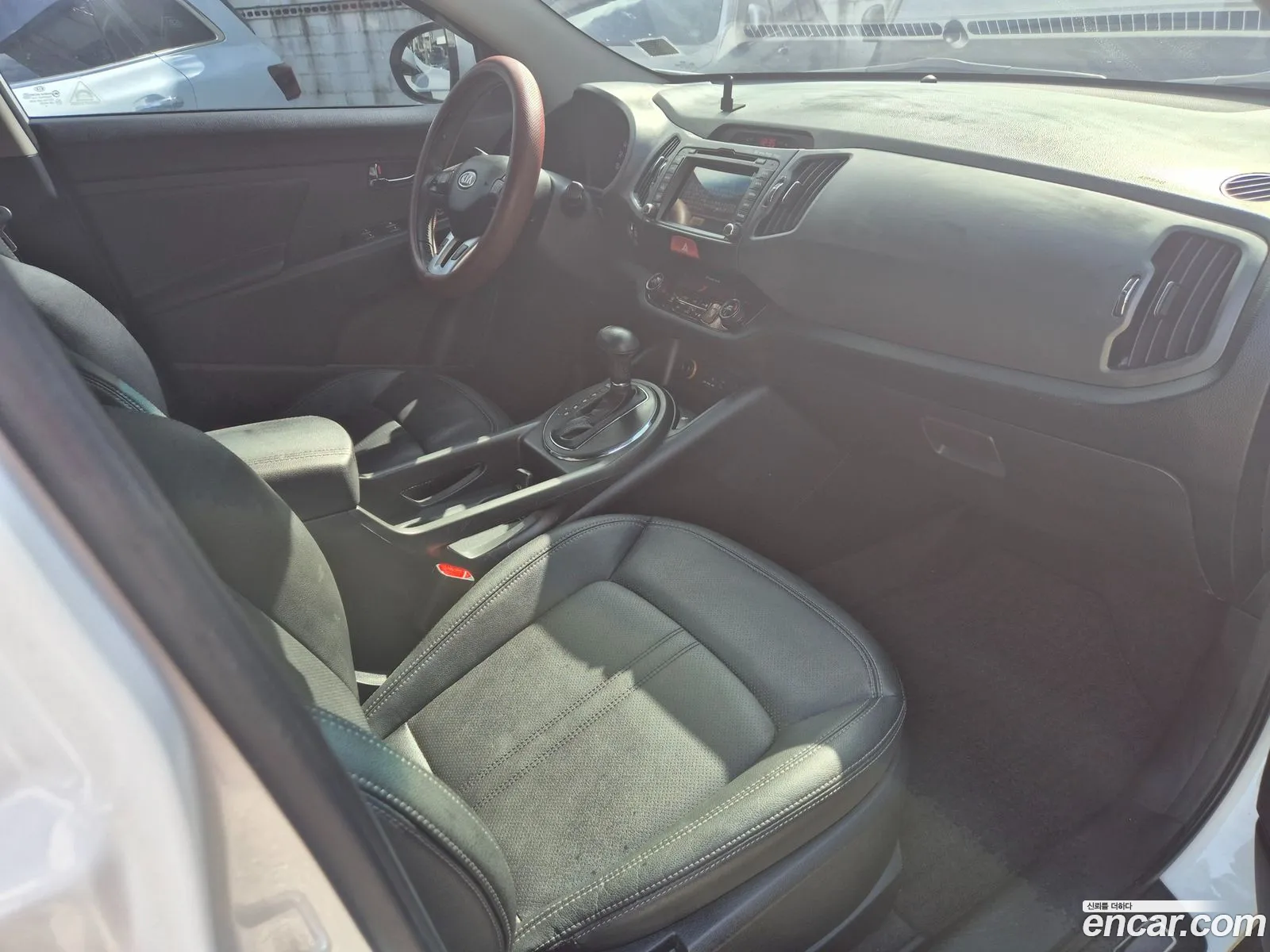 Kia Sportage R 2011 — 10