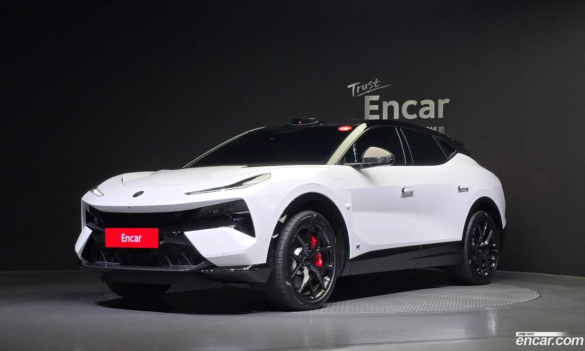 Lotus Eletre 2024 LJUBMSA27SK002018 — 10