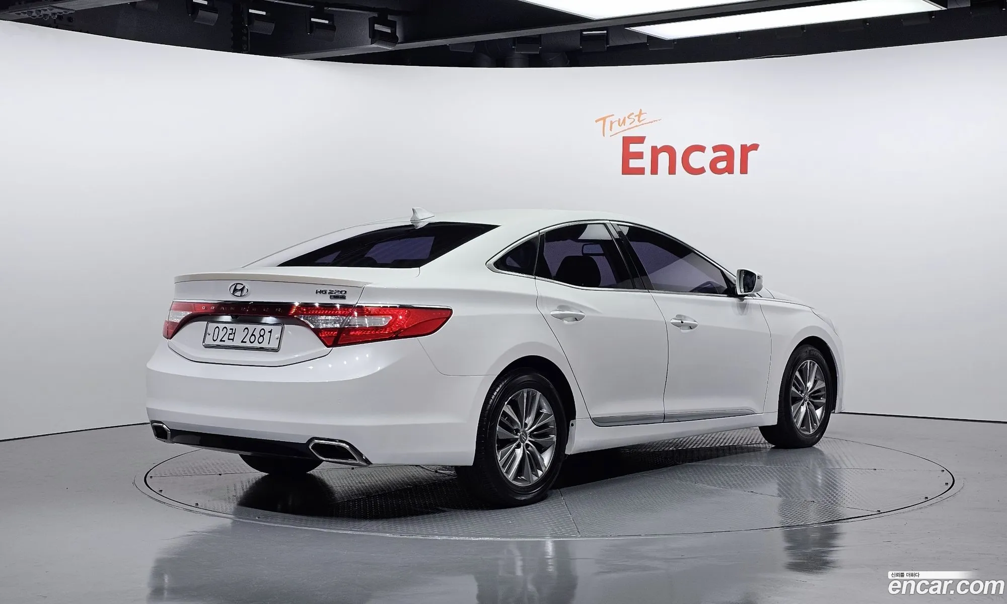 Hyundai Grandeur HG 2016 — 20