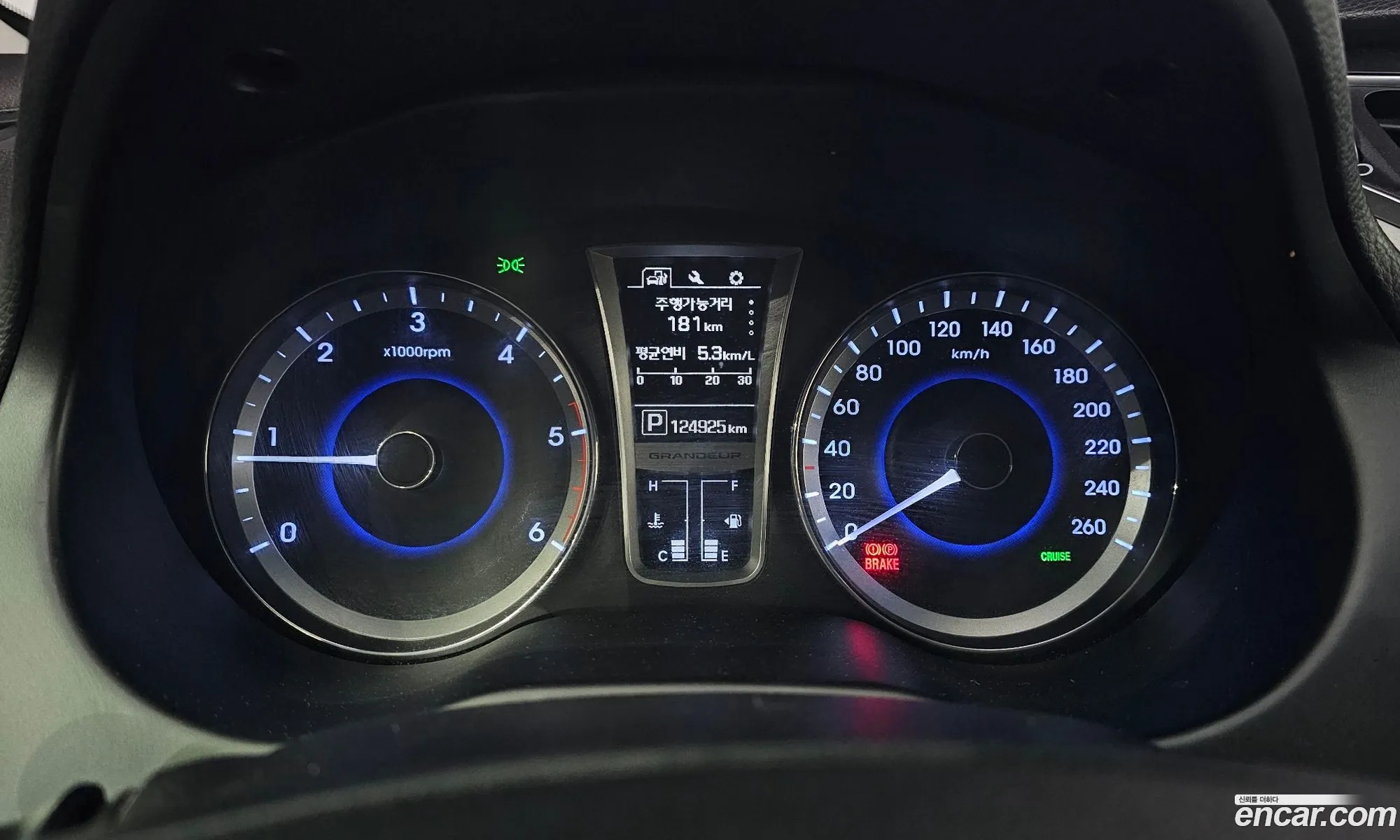 Hyundai Grandeur HG 2016 — 13