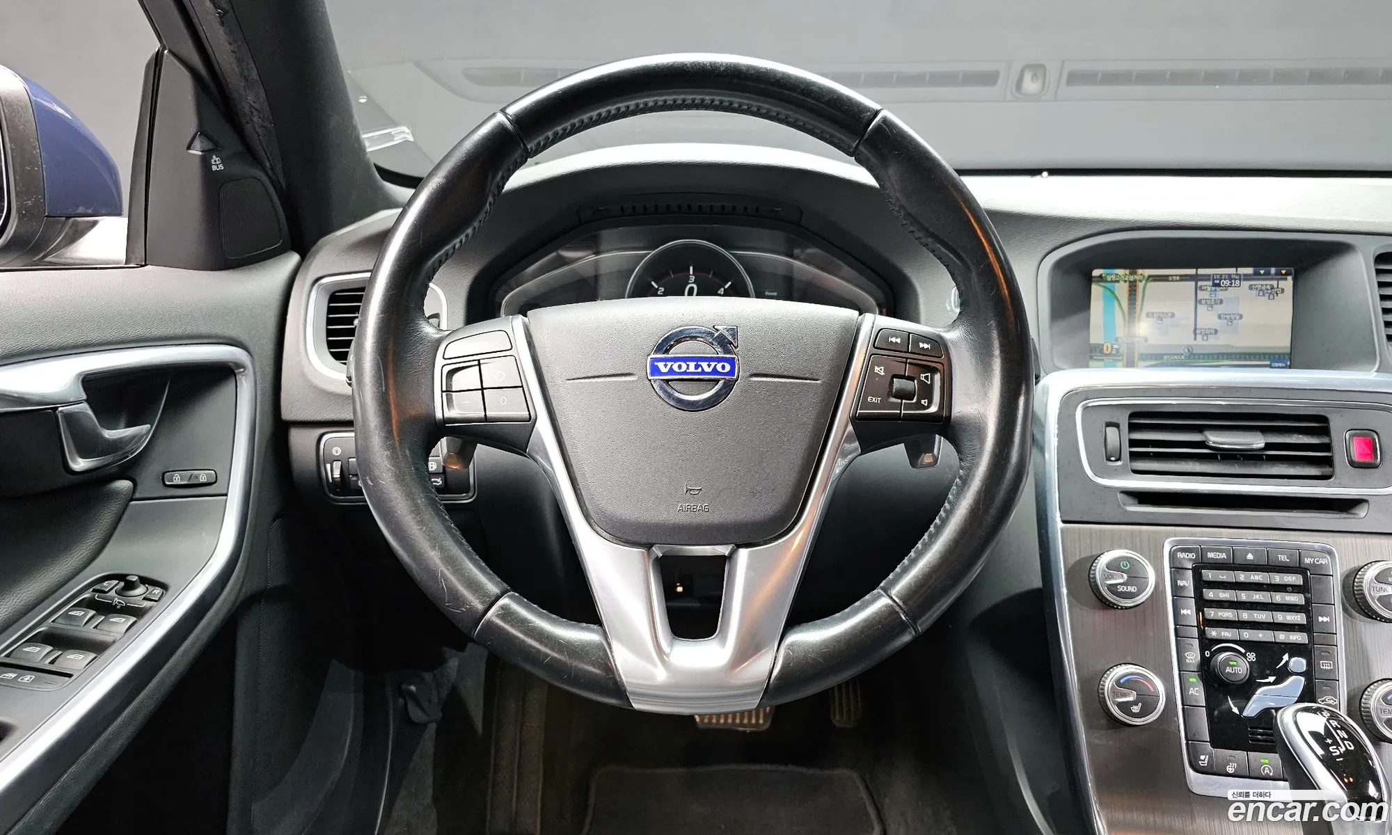 Volvo S60 2015 YV1FS73BDF2359260 — 10