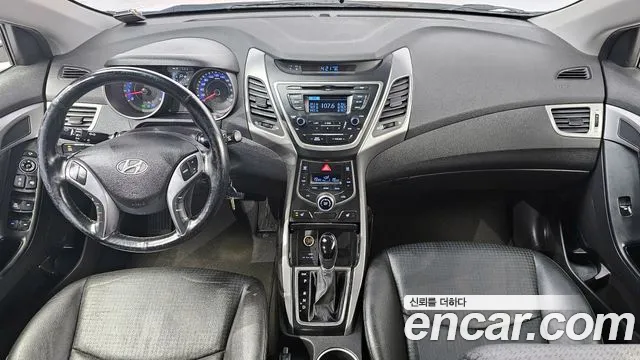 Hyundai Elantra 2015 — 4