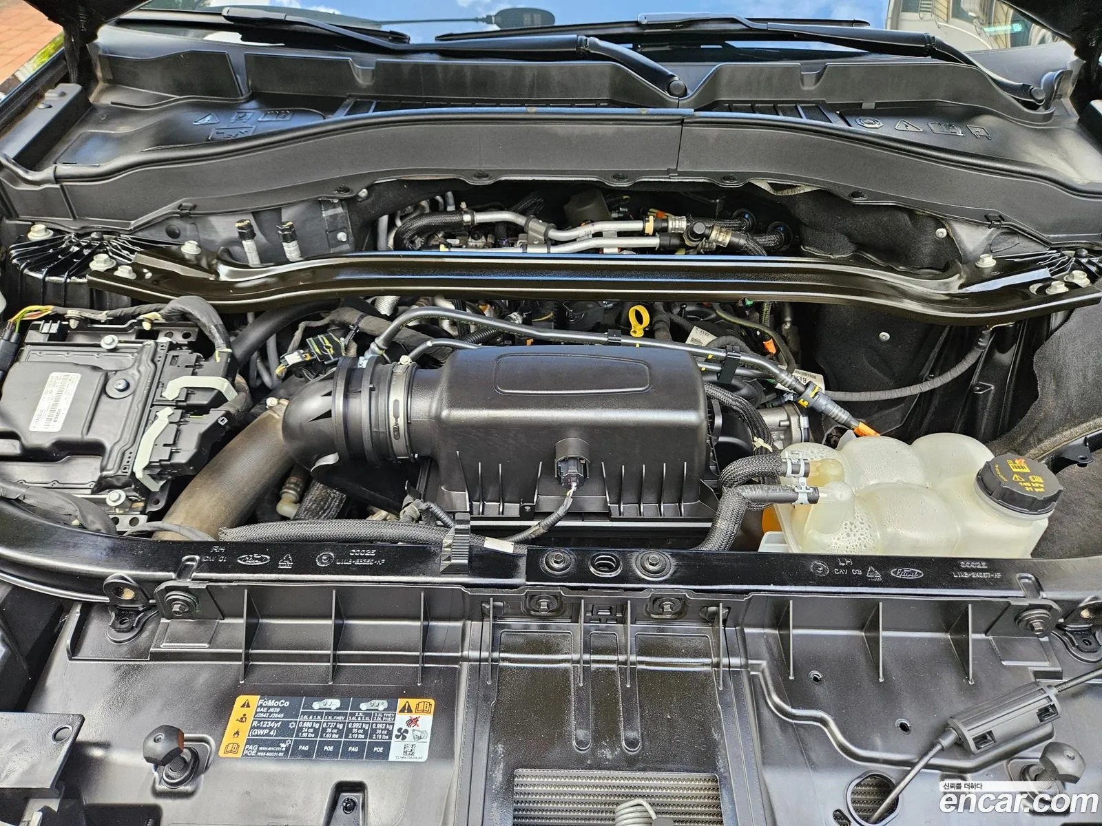 Ford Explorer 6th Gen 2021 — 12