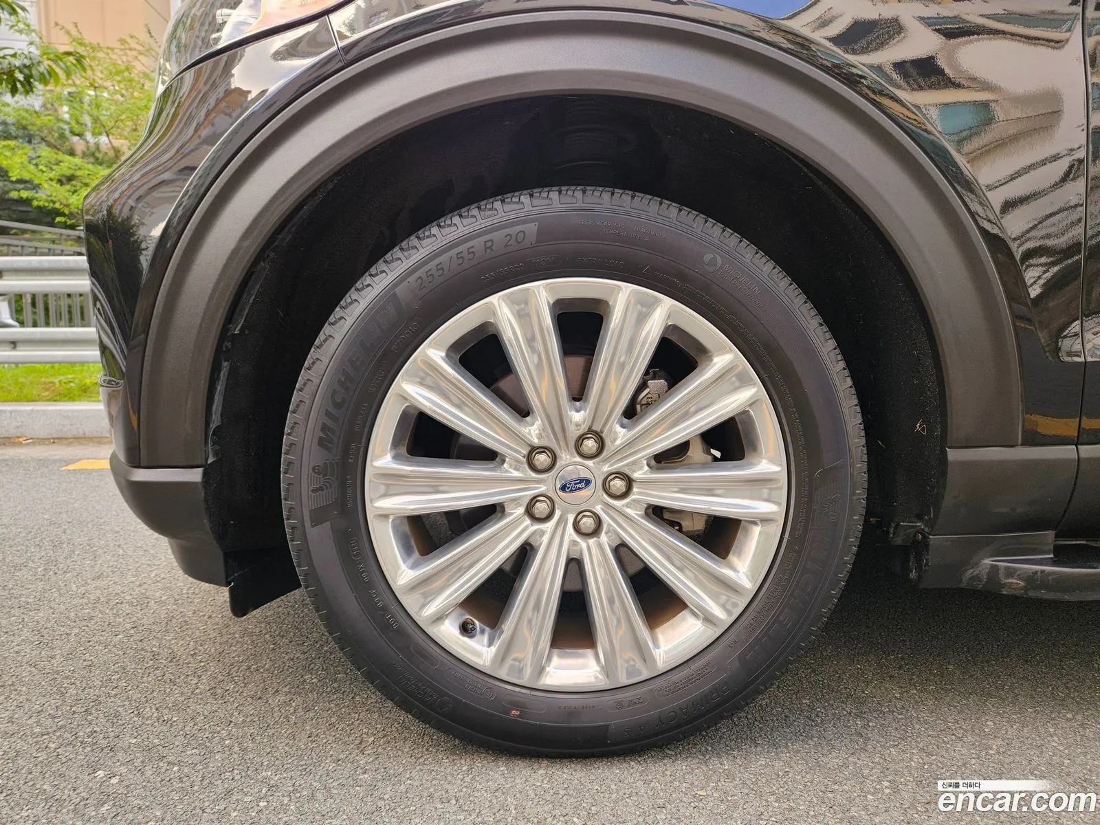 Ford Explorer 6th Gen 2021 — 10