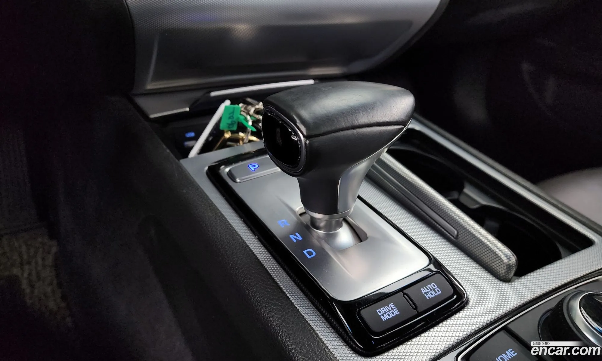 Genesis G80 2016 — 16