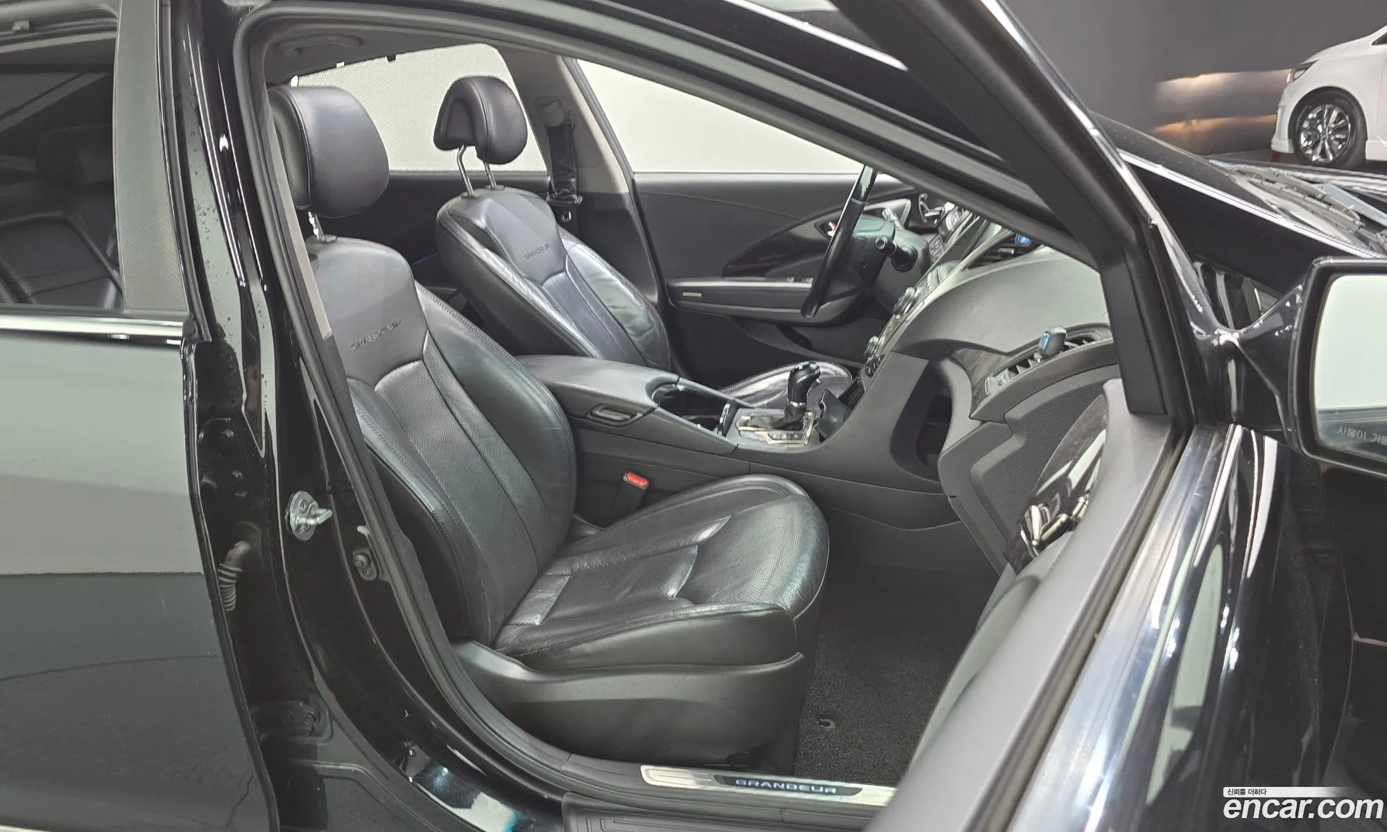 Hyundai Grandeur HG 2012 — 10