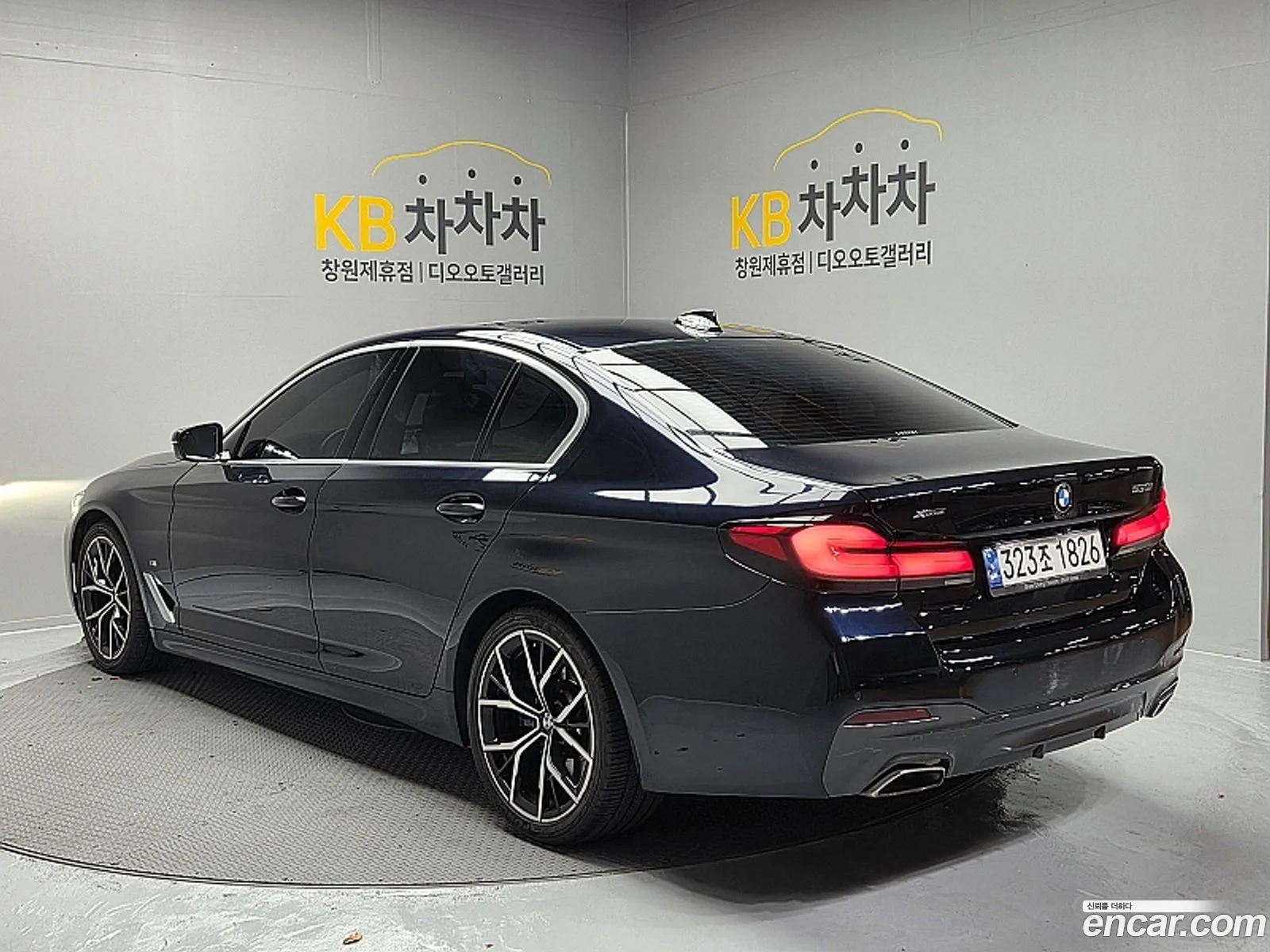 BMW 5 Series 2020 — 17