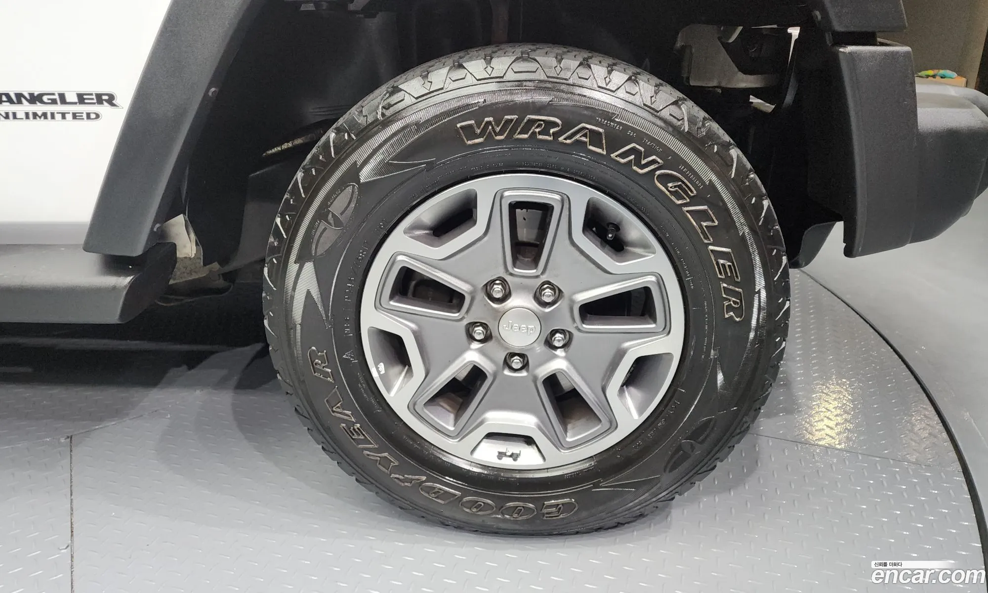 Jeep Wrangler 2017 1C4HJWFG7HL595351 — 9