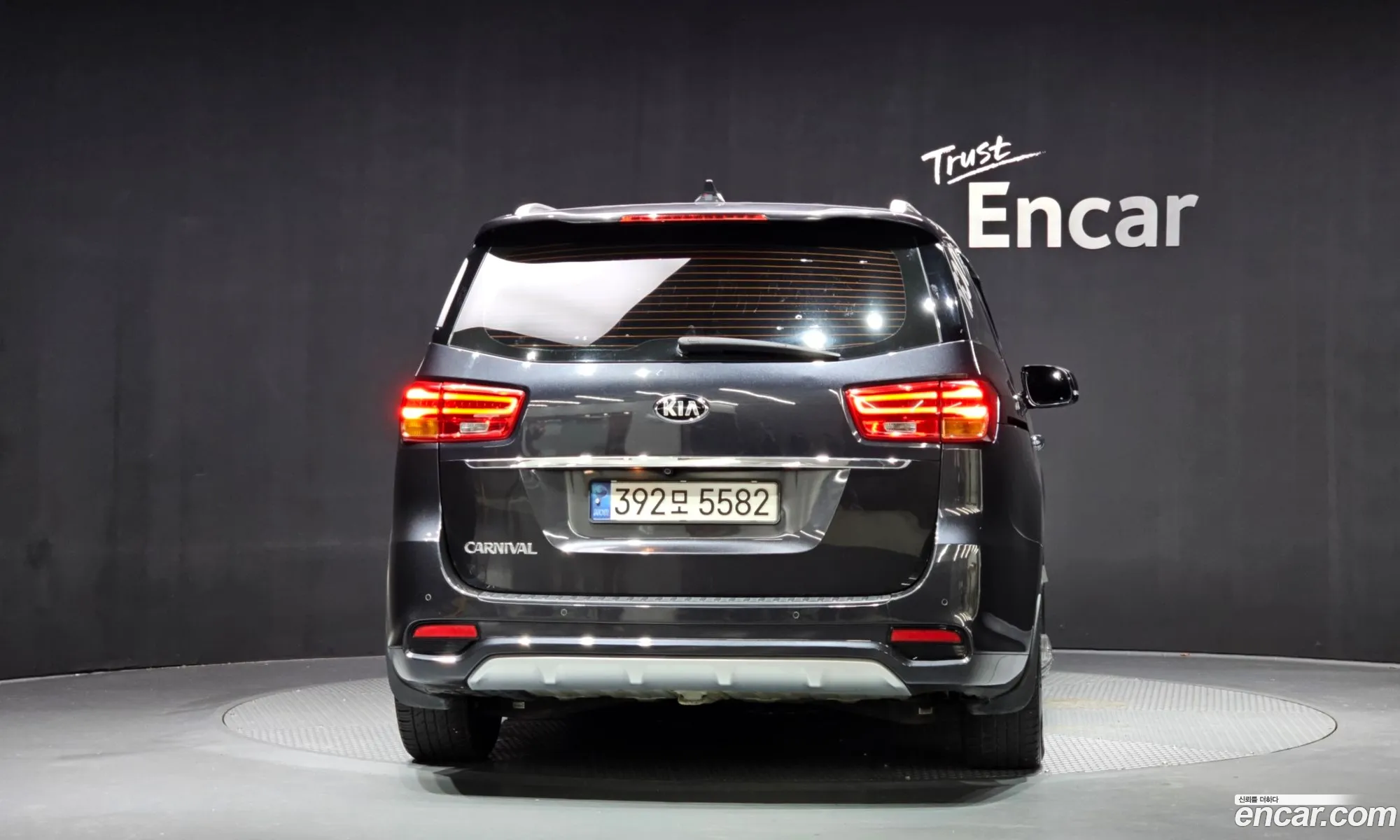 Kia Carnival 2018 — 8