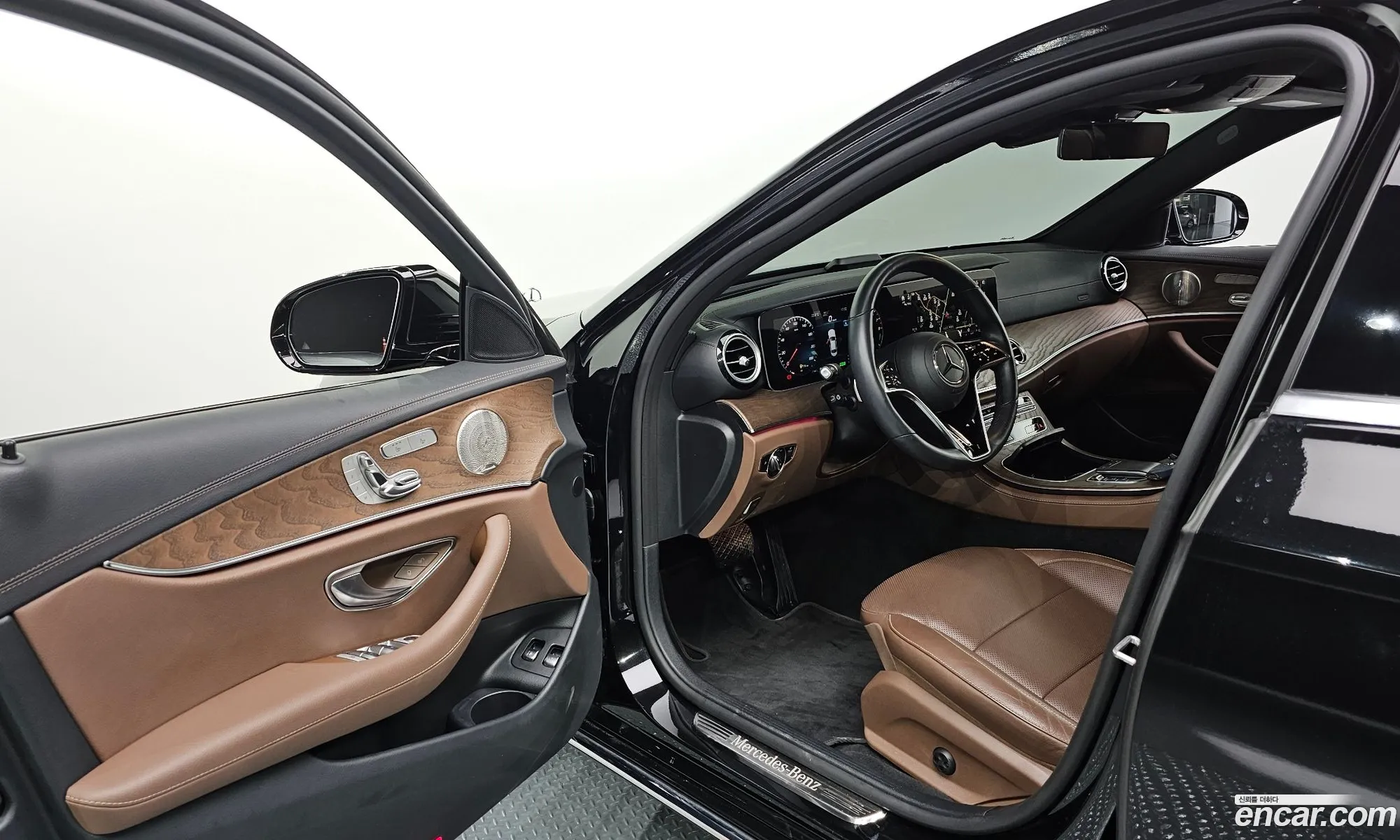 Mercedes-Benz E-Class W213 2021 — 14