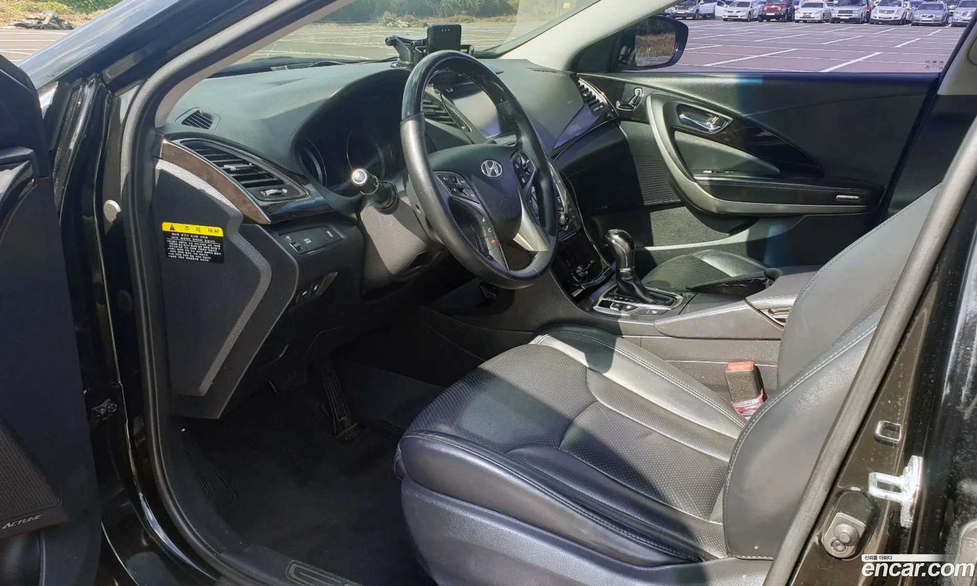 Hyundai Grandeur HG Hybrid 2014 — 12