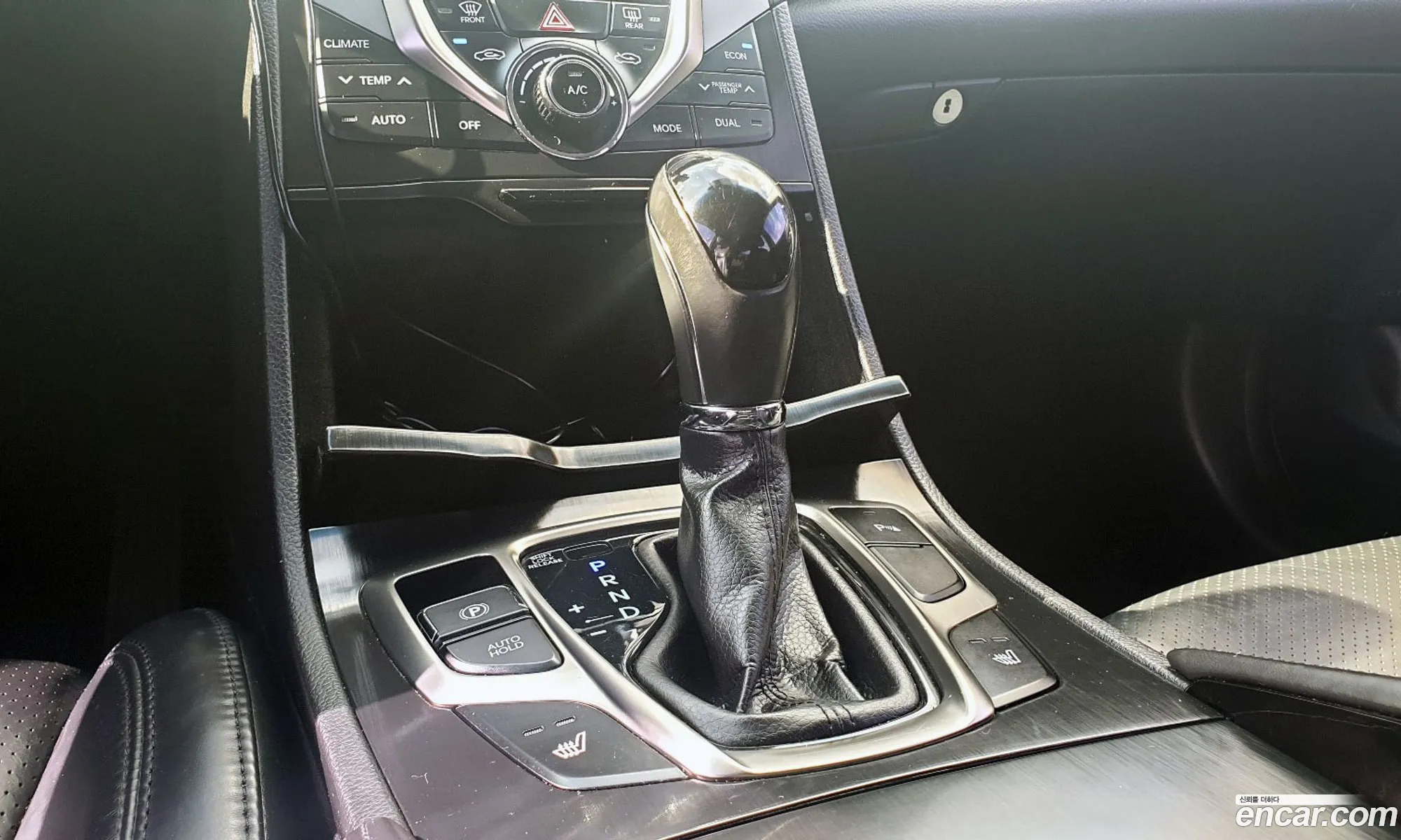 Hyundai Grandeur HG Hybrid 2014 — 11