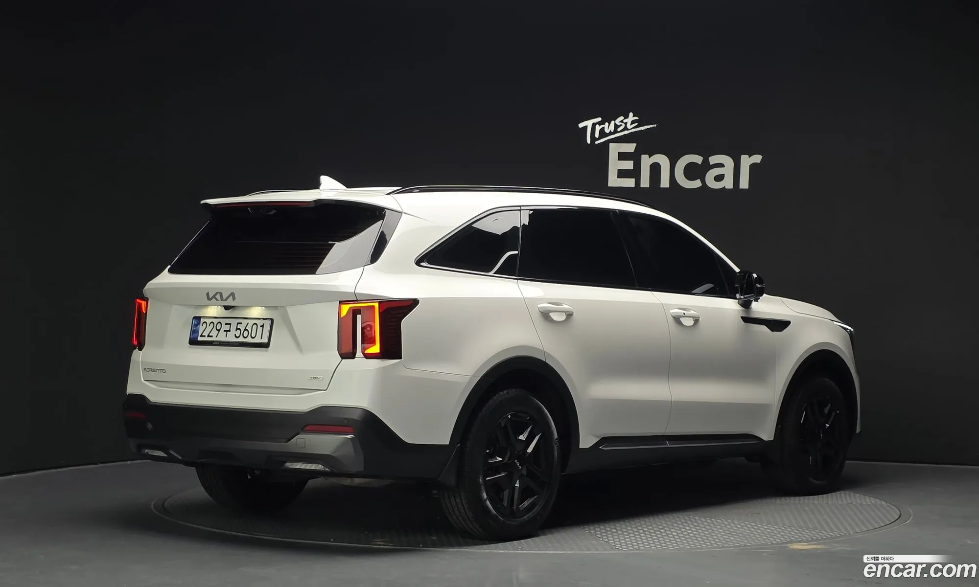 Kia Sorento 2023 — 9