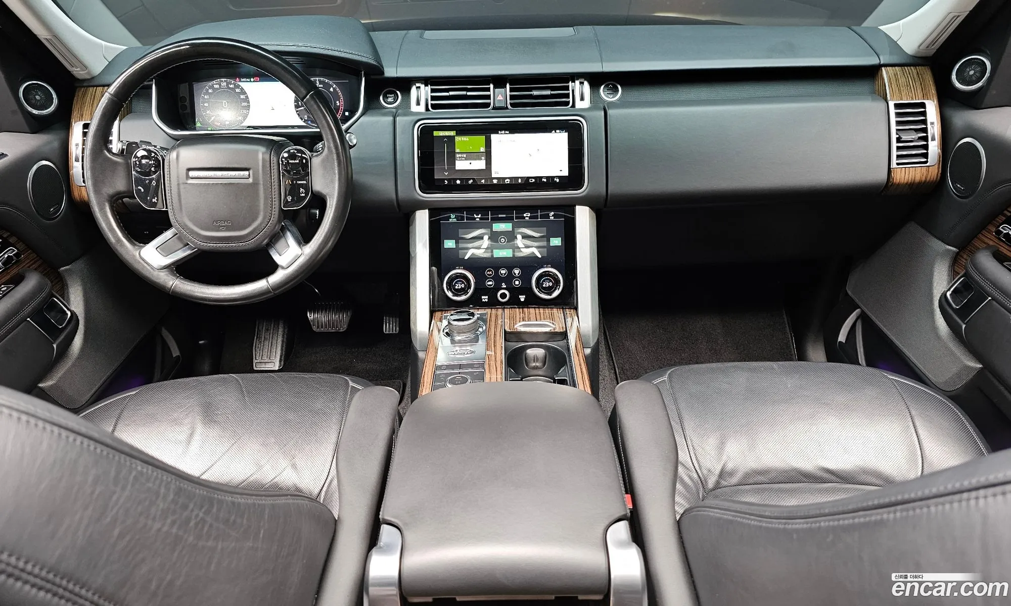 Land Rover Range Rover 2018 SALGA2BJ1JA394433 — 4