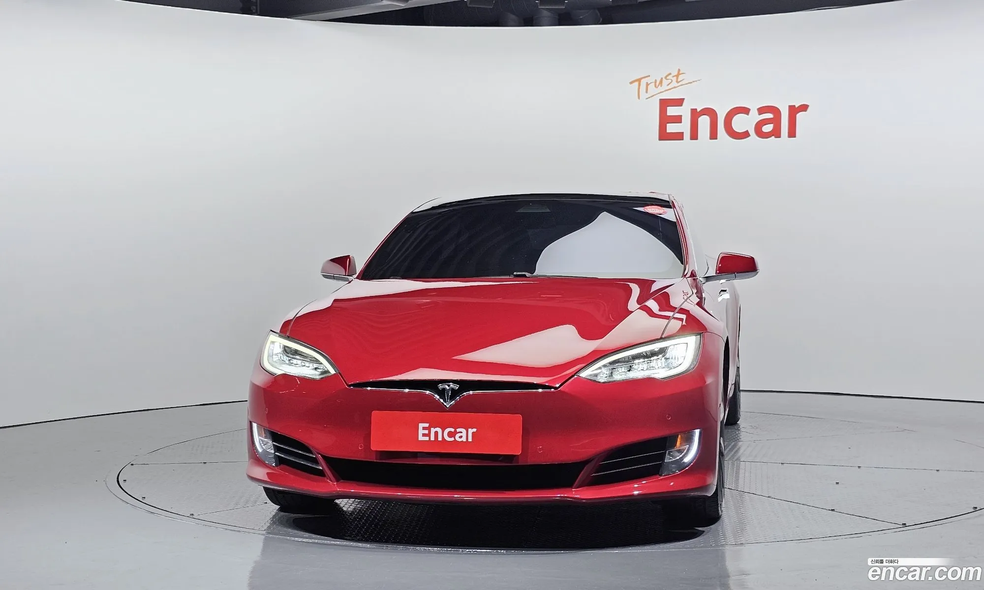Tesla Model S 2020 5YJSA1E23LF404888 — 3