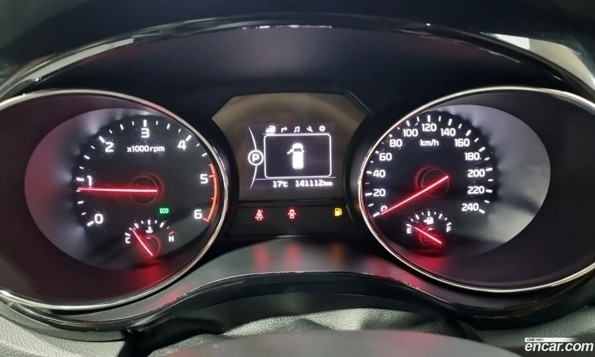 Kia Carnival 2016 — 14