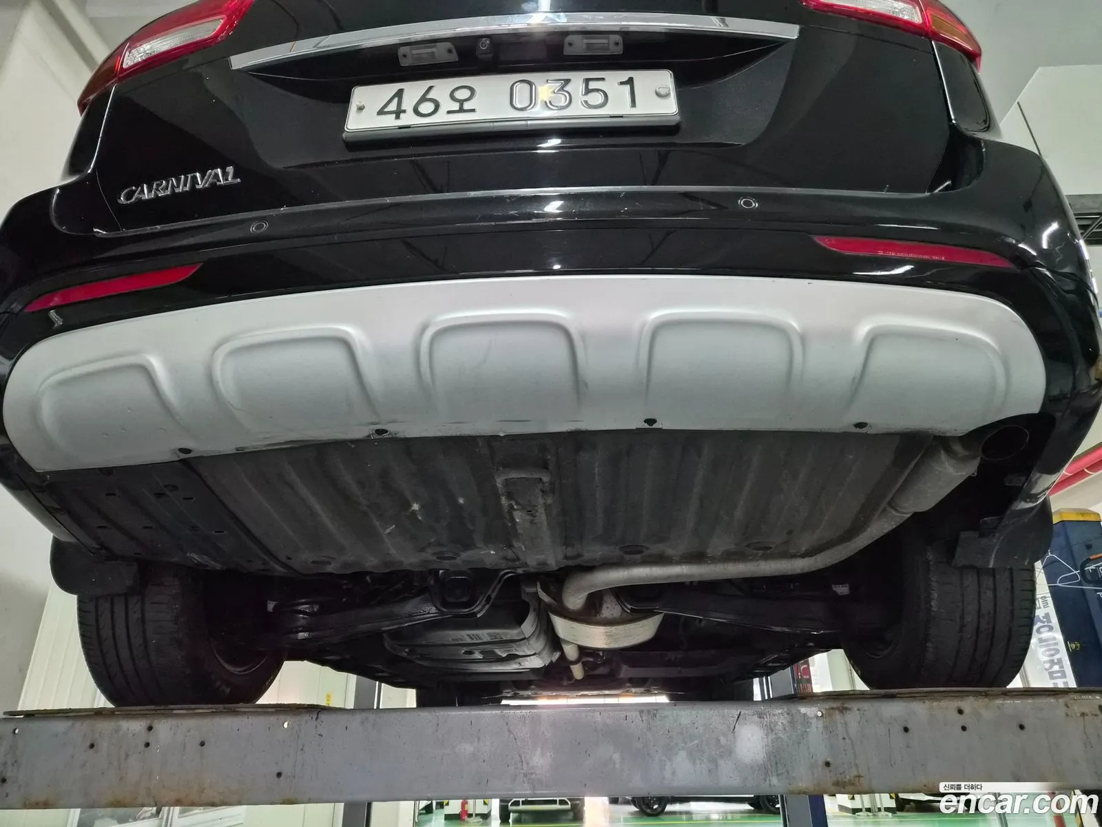Kia Carnival 2016 — 17