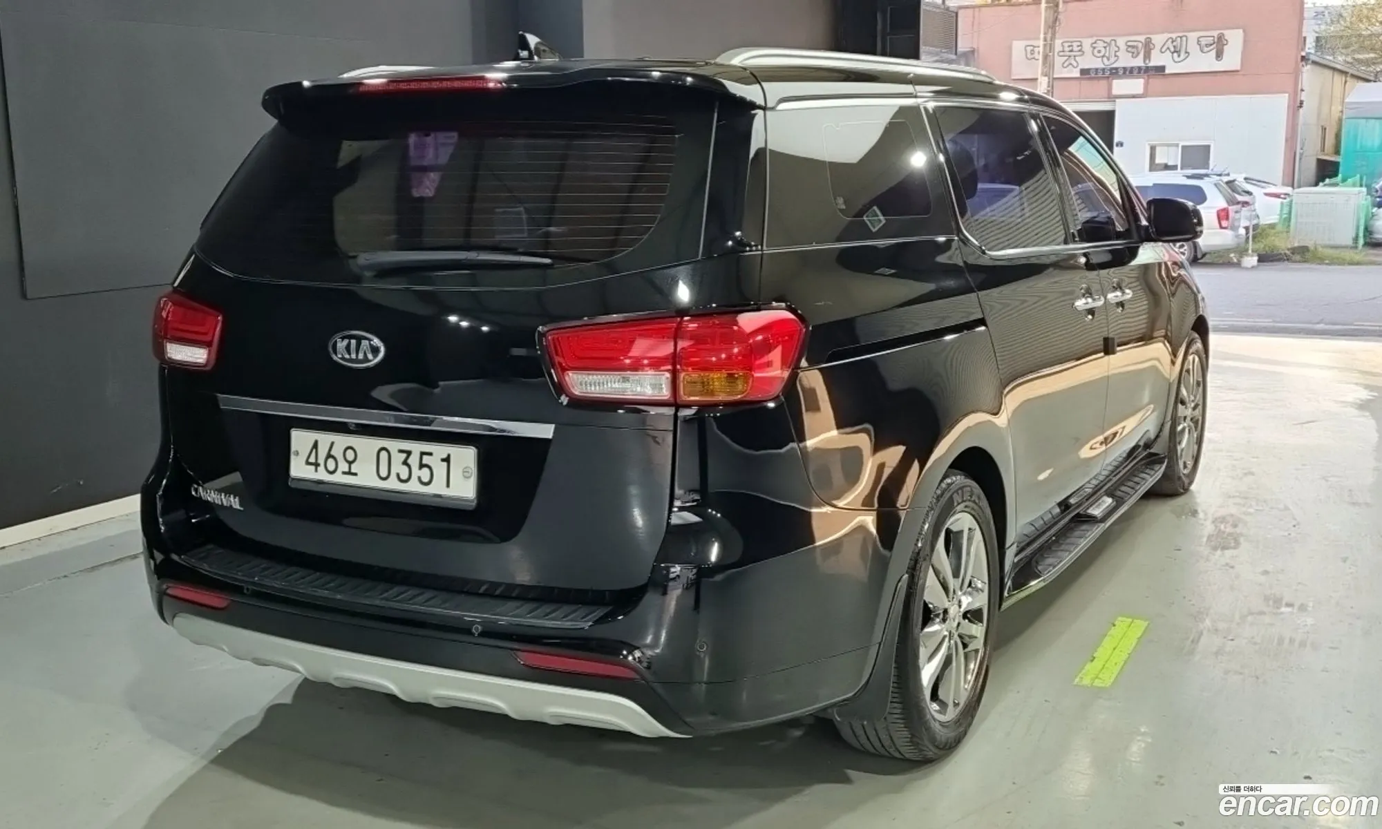 Kia Carnival 2016 — 6